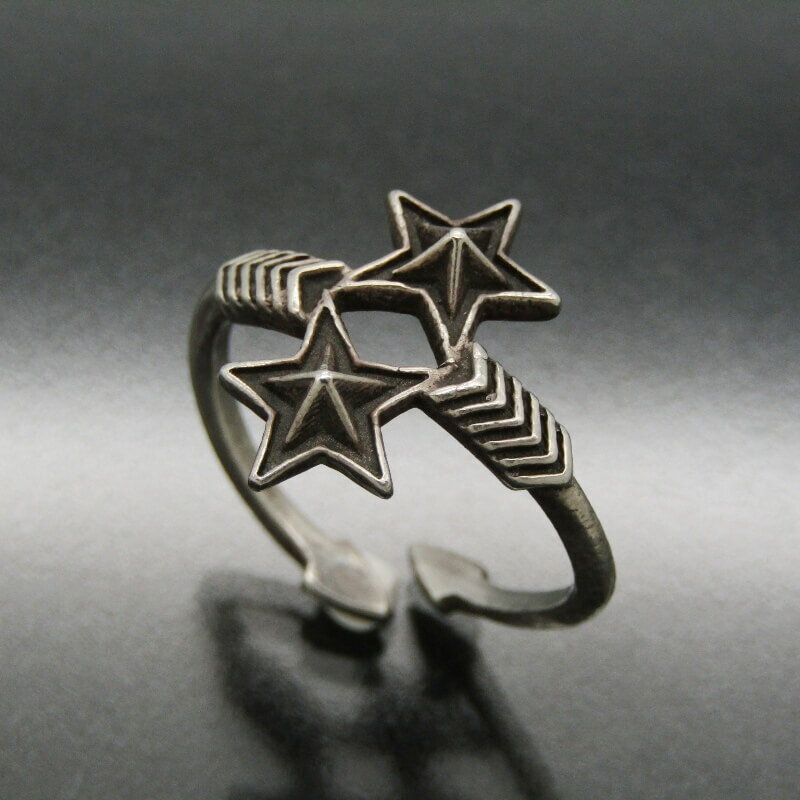 【中古】Cody Sanderson ナバホ族 リング スター W SMALL STAR RING コディサンダーソン メンズ レディース 指輪 12号 インディアンジュエリー シルバー 28008410のサムネイル
