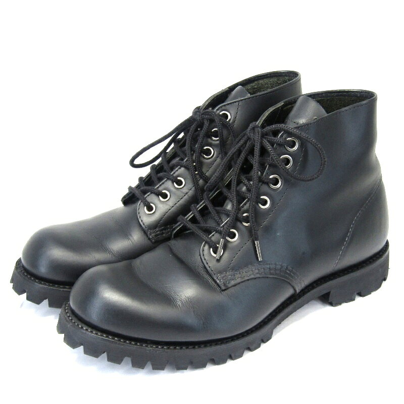 商品詳細 ブランド名 REDWING 色/素材 ブラック クローム SIZE 表記サイズ：US9D約27cmアウトソール：約31.5cm最大幅：約10.3cmラスト：8ワイズ:D 状態 B 中古：傷・汚れ・シワなどがあり使用感が見られる商品です。自作によりハトメの感覚が不均等。ハトメ周辺、ベロに擦れ有り。アッパー、かかと周りに擦れ、シワ有り。内装、インソールに擦れ、毛羽立ち、色移り有り。アイレットに変更、ソール張替え、汎用紐に変更、縫い糸の染色有り。ソール減り：残り9/10程度 付属品 箱(ダメージ有り)、ジッパーユニット(ハンドメイド) 商品番号 35005741 注意事項 ・掲載している商品画像は、すべて実際に当店で撮影した現品画像です。 ・お問い合わせ欄からのお値引きや値下げ交渉は承っておりません。 ・モニター等の環境違いにより、実物と多少色味が異なることがございますのでご了承くださいませ。 ・当店ではすべての商品を同一基準で検品しております。同一モデル・サイズ・カラーであっても、個体差により風合いや状態が異なる場合がございます。 商品在庫について ・他のショッピングモールや店頭販売など、様々な形式で販売しておりますのでお早めにご検討くださいませ。 在庫管理は随時行っておりますが、売れ違いにより品切れになってしまう場合がある事を予めご了承下さいませ。 ・当店はリユースストアでございます為、入荷予定や再入荷につきましては明確な回答が出来かねます。