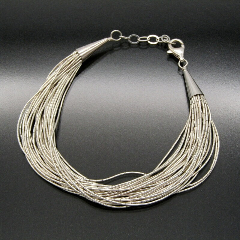 【中古】美品 Navajo ナバホ族 ブレスレット リキッドシルバー 30蓮 ビーズ ブレスレット レディース メンズ 10.1g インディアンジュエリー シルバー 28013480