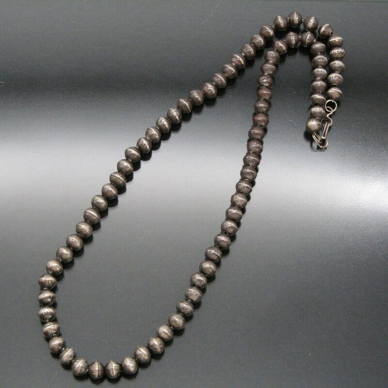 【中古】Navajo ナバホ族 ネックレス ビーズ 59cm ハンドメイド メンズ レディース インディアンジュエリー シルバー 28013642