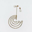 【メール便対応可能】パール アシンメトリー キャッチ 大ぶり ピアス イヤリング ゴールド Earrings レディース