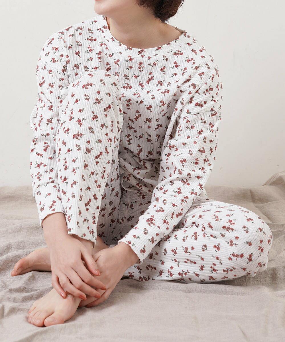 DECO depuis 1985 フラワー柄サーマルパンツ DECO depuis 1985 フラワー柄サーマルパンツ DECO depuis 1985