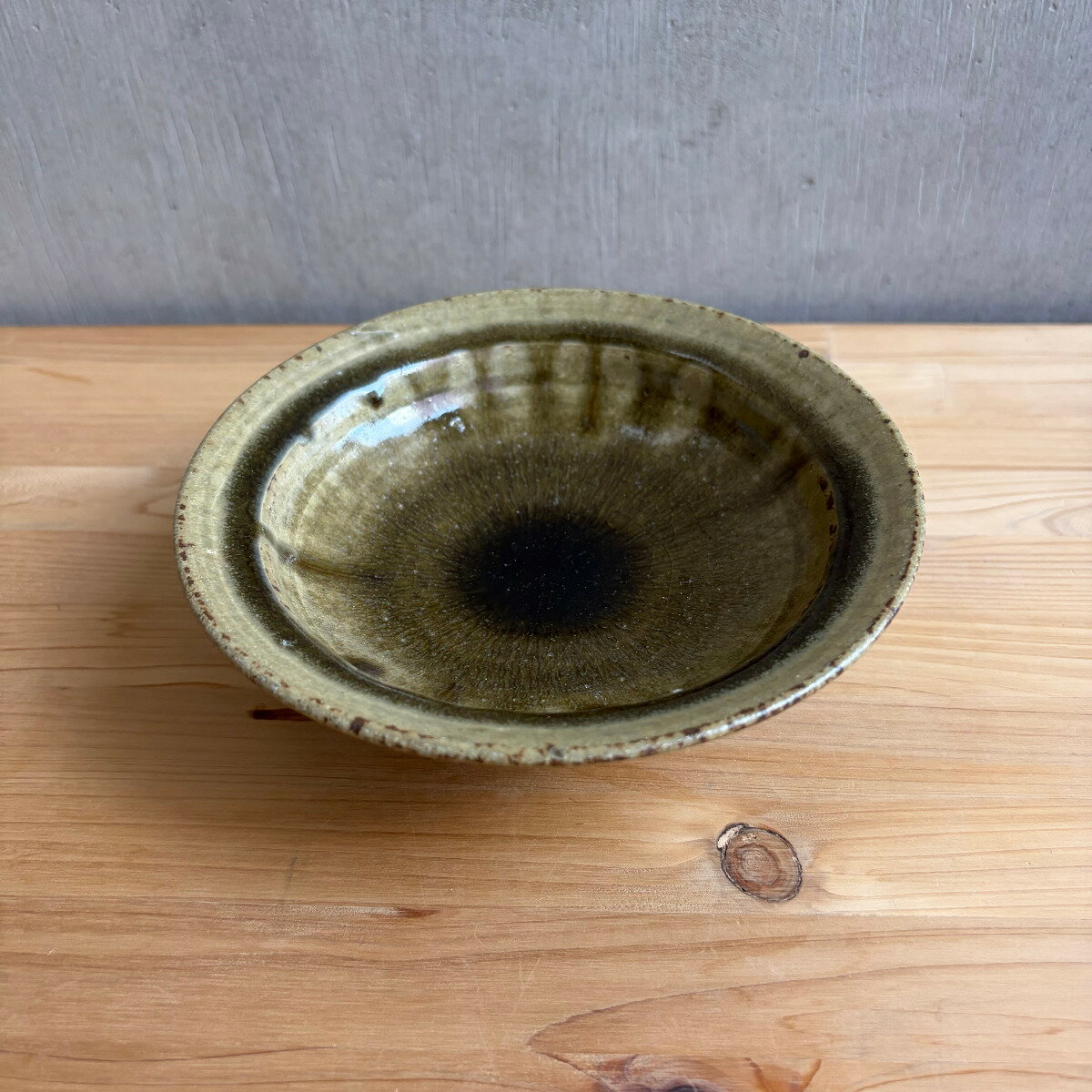 Rakuten - 上野焼 渡窯 古上野の静寂を纏う 飴釉高坏皿 デザートボウル