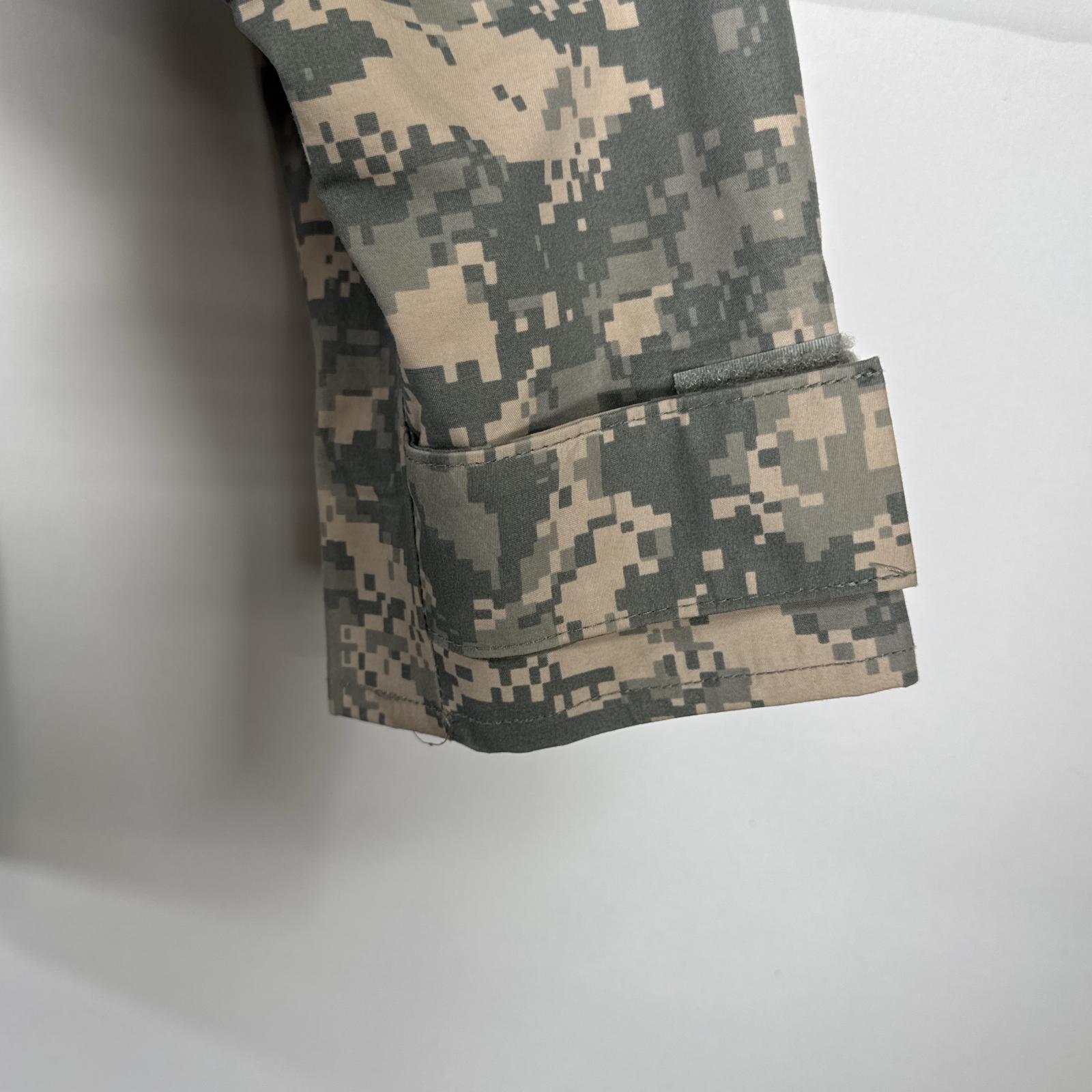 古着 ミリタリージャケット ECWCS GORE-TEX デジカモ ゴアテックスパーカー 米軍 実物 迷彩 カモフラ ナイロン medium regular グレー メンズ 【中古】