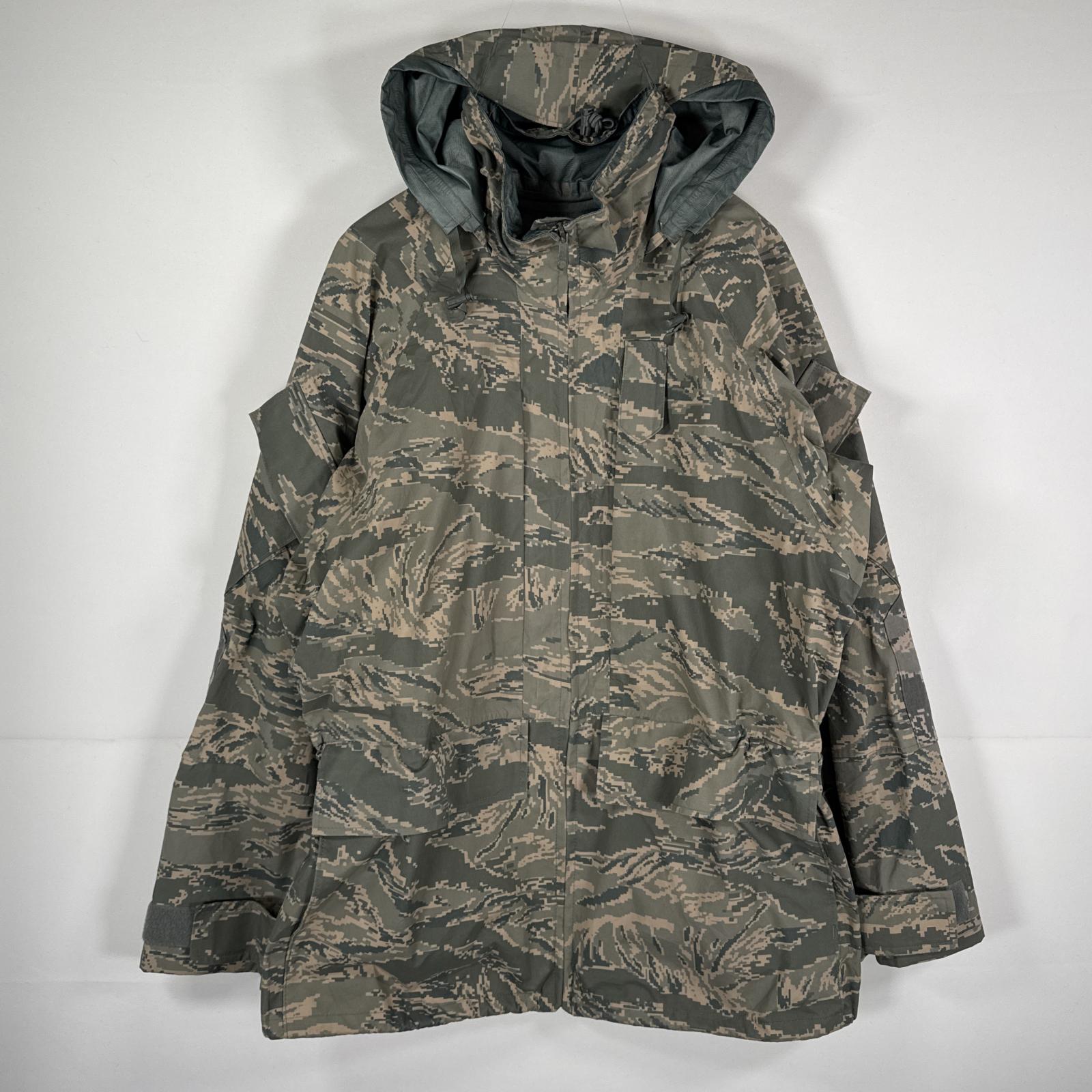 古着 ミリタリージャケット GORE-TEX ゴアテックスパーカー デジカモ デジタル カモフラ 迷彩 ナイロン M-regular グレー メンズ 【中古】