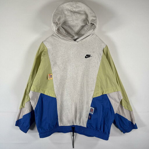 古着 ナイキ NIKE パーカー ナイロン切り替え アイコンクラッシュ ワンポイントロゴ刺繍 スウェット L グレー メンズ 【中古】 古着 ナイキ NIKE パーカー ナイロン切り替え アイコンクラッシュ ワンポイントロゴ刺繍 スウェット L グレー メンズ 【中古】