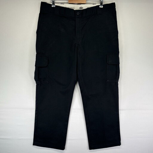 古着 ディッキーズ Dickies ワークパンツ カーゴパンツ レギュラーストレート 大きいサイズ ワンポイントロゴ w40 L30 ブラック メンズ 【中古】 古着 ディッキーズ Dickies ワークパンツ カーゴパンツ レギュラーストレート 大きいサイズ ワンポイントロゴ w40 L30 ブラック メンズ 【中古】