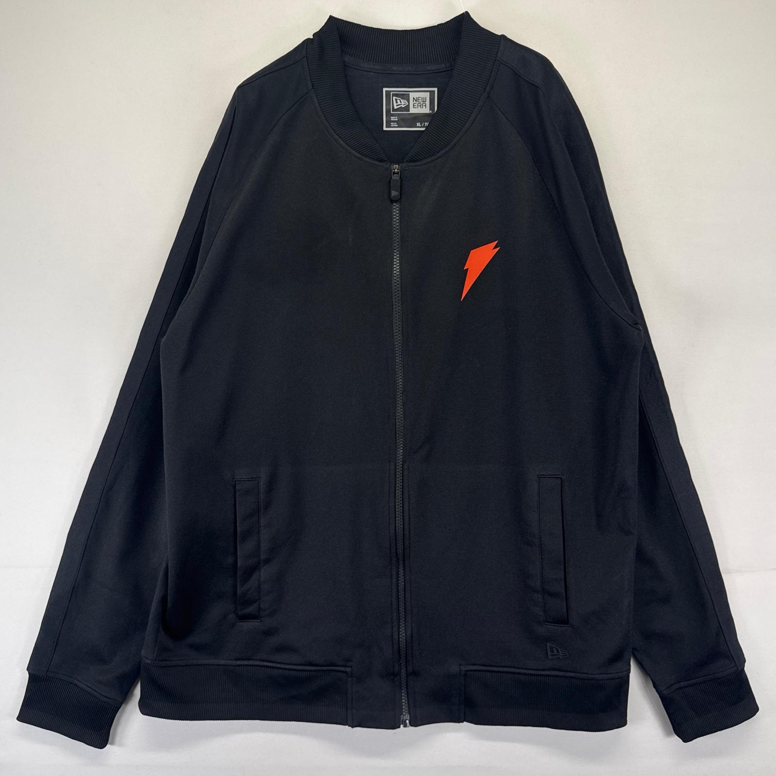 Rakuten - 古着 ニューエラ NEW ERA ジャケット 稲妻ロゴ トラックジャケット ジャージ ワンポイントロゴ フルジップ XL ブラック系 メンズ 【中古】