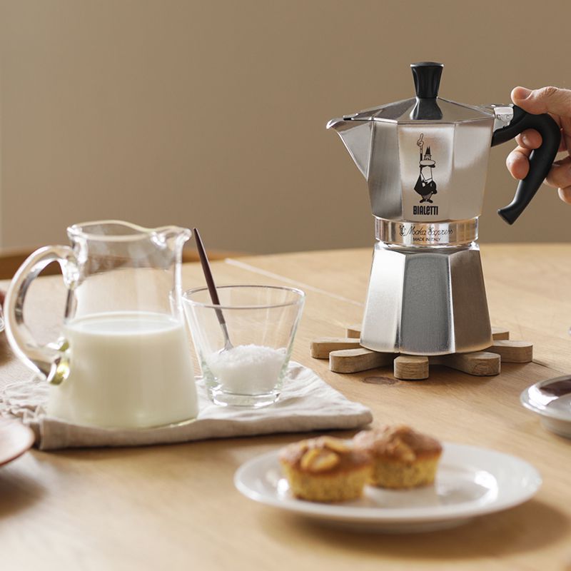 BIALETTI MOKA EXPRESS ビアレッティ モカ エキスプレス 6カップ 直火式 エスプレッソメーカー エスプレッソマシン 0577004 あす楽対応