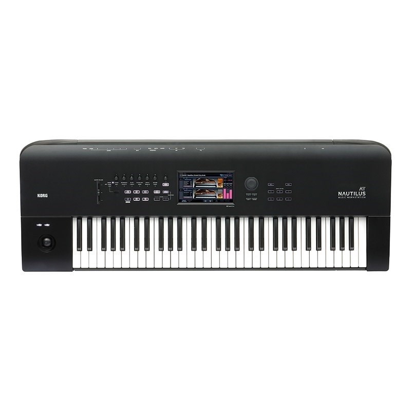 楽器種別：新品シンセサイザー/KORG 商品一覧＞＞シンセサイザー【155，000円〜295，000円】 商品一覧＞＞楽器・機材好きが集まる! イケベの鍵盤＆DTM・REC専門店です！NAUTILUS-61 AT※配送事項要ご確認 KORG シンセサイザー・電子楽器 シンセサイザー商品説明※配送事項・代金引換は承っておりませんので、予めご了承下さいませ。【沖縄・離島へのご配送について】本商品を沖縄及び離島へ発送の際は、送料別途お見積もりとなります。また、沖縄及び離島へ配送の場合、納期に1週間前後お時間を頂く場合がございます。ご注文前にお問い合わせ下さい。------------------------------------------------------------------------------★NAUTILUS AT MUSIC WORKSTATION◎アフタータッチを装備し、フラッグシップに相応しい完成度に◎アフタータッチ対応のプログラムにより、表現力アップ◎パネルに「AT」の文字を追加◎61 キー、88 キーの2 モデル◎既存ユーザーに対するアフタータッチ機能追加の有償サービスもご用意アフタータッチを装備し、完成度を極めたフラッグシップ・モデル。コルグのフラッグシップ・ワークステーション、NAUTILUS（ノーチラス）に新たに2 つのモデル、61 鍵盤および88 鍵盤のバージョンが用意されたNAUTILUS AT（AfterTouch）がラインナップに加わります。NAUTILUS の卓越した表現力は新たにアフタータッチ機能を装備し、ここに極まります。NAUTILUS AT は、このモデルのために新たにチューニングを行ったサウンド・ライブラリーを搭載しており、既存プログラムにも刺激的なアフタータッチ効果を加えることで、箱から取り出してすぐにアフタータッチの表現力を存分に発揮することができます。鍵盤の打鍵の強弱（ベロシティ）による音量や音色の変化具合を即座にコントロールできるダイナミックス・ノブに、今回アフタータッチが組み合わさることで、NAUTILUS の9 種類のサウンド・エンジンが持つ潜在能力をフルに引き出します。NAUTILUS AT には、はピアノ・フィーリングを追求したプレミアムなRH3 鍵盤を搭載した88 鍵盤モデルと、軽快なレスポンスが特徴のシンセ鍵盤を搭載した61 鍵盤モデルの2 タイプ*をラインナップ。*NAUTILUS-73 にAT バージョンはございません。フラッグシップ・モデルのプレミアムな品質NAUTILUS は、日本国内の工場で最高レベルの品質で製造されています。88 鍵盤モデルには高い評価を得ているRH-3 ピアノ鍵盤を採用。4 段階の重さに分けたハンマー・アクション鍵盤は、耳の肥えた奏者にも非常にリアルなピアノ・フィーリングを提供します。このRH-3 鍵盤は、低音部ではより重く、高音部ではより軽い感触が得られるよう段階的に加重されており、優れた演奏性を実現。一方、61 鍵盤モデルには軽快なタッチのシンセ鍵盤を搭載し、複雑なフレーズも確実かつスムーズに再現します。NAUTILUS AT はパネル上のロゴに「AT」の文字を追加しており、特別なモデルであることが一目で確認できます。【主な仕様】■鍵盤：・88 鍵: RH3 (リアル・ウェイテッド・ハンマー・アクション3)鍵盤*・61 鍵: ナチュラル・タッチ・セミ・ウェイテッド鍵盤*※ベロシティ対応、アフタータッチ対応■外形寸法: (W x D x H)・88 鍵モデル: 1，437 x 387 x 139 mm・61 鍵モデル: 1，062 x 386 x 116 mm■質量:・88 鍵モデル: 23.1 kg・61 鍵モデル: 13.0 kgイケベカテゴリ_キーボード_シンセサイザー_KORG_新品 JAN:4959112238503 登録日:2023/07/16 シンセサイザー シンセ Synth コルグ