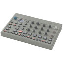 楽器種別：新品ドラムマシン/elektron 商品一覧＞＞ドラムマシン【40，000円〜80，000円】 商品一覧＞＞楽器・機材好きが集まる! イケベの鍵盤＆DTM・REC専門店です！Model:Cycles elektron シンセサイザー・電子楽器 リズムマシン・サンプラー商品説明★6トラックFMベースのグルーヴボックスこの軽量なユニットには、6タイプのユニークなマシンが搭載されており、デジタルスペクトル全体でリズムとメロディを簡単に作り出すことができます。Model:Cyclesの本質を掴むことは非常に簡単です。 ──チーフプロダクトオフィサー Jon Martensson Elmrudは語ります。即時性と卓越性といった言葉が当てはまります。ミニマリズムとソフトな残忍性を持ち合わせている。別次元の才能みたいなものでしょうか。要するに、この小さなグルーヴボックスはあなたの環境に新たななにかをもたらすように設計されています。操作性の高いインターフェイス、合理化されたワークフロー、そして洗練されたFMサウンドエンジンによって実現されるアイディアとサウンドはこれまでとは異なる種類のものになります。Model:Cyclesは奇妙で素晴らしい。新しい世界へようこそ！凝集された切立った波形を拡大したり、広大で流動的な平野を滑走したり、たゆたう不協和音の霧に沈んでいく、そんな領域への探索に到達することができるようになりました。●無形の定義6タイプのデジタルFMサウンドエンジンエンジン採用のマシンはModel:Cycles専用に設計され、パーカッシブな音色からメロディに最適な音色の両方をカバーすることができ、1台で完全かつ多様な制作をおこうなうことができます。音色を形作るための中核となる4つのシンセコントロールはどんなときにでもアクセス可能で、マシンごとに異なる方法で変化を与え限界まで音作りの可能性を追求することができます。どんな音色にも始まりがありますが、あなたはどこから始めますか●12のパラメーターノブ各マシンに用意されたパラメーターノブを広範囲かつ自由に回すことで思いがけず予想だにしない音色を作り出すことができます。すべてのトラックの同時コントロールは劇的にパラメーターを変化させることができ、原型を留めないほど変化させたとしても瞬時に元の状態に戻すことが可能です。Elektronの協力なシーケンサーはリアルタイムに録音することもできますしサウンドやパラメーターを1ステップごとに緻密にプログラミングしていくこともできます。●軽量ながら重量級のサウンド多目的なライブインストゥルメントとして、外出先でのグルーヴボックスとして、スタジオから離れた十分な環境でなくとも本格的な楽曲制作をするシーンであっても探索が妨げられることはありません。●マシンModel:Cyclesは、FMシンセシスへの深い愛情をさらに継続させ発展させてします。 キック、スネア、メタル、パーカッション、トーン、そしてコードの6タイプの異なるマシンをひとつのマシンに集約し、Elektronがこれまで培ってきたDNAを色濃く継いだサウンドエンジンを搭載していますが独自の方法で再構築されました。●シンセコントロール各マシンはそれぞれサウンドエンジンに対して独自のマッピングがされており、4つのコアシンセコントロール（Color、Shape、Sweep、Contour）で音作りシていきます。ひとつのノブで内部的に複数のパラメーターを同時に変化するため、簡単かつ大胆な音色変化をします。■Model:Cyclesの仕様◎シンセボイスの特長・FMベースのマシン × 6タイプ・割り当て可能なLFO × 1（1トラックあたり）・割り当て可能なベロシティモデュレーション × 1（1トラックあたり）・60，000のプリセットを格納可能なストレージ◎シーケンサー・シンセトラック × 6（外部MIDI機器のコントロールにも対応）・最大64ステップのElektronシーケンサー・トラックごとに個別のパターンレングスおよびスケール設定可能・パラメーターロック・マイクロタイミング・トリガー条件・割り当て可能なリトリガー・ノート情報とパラメーターのリアルタイムまたはグリッドレコーディング・最大プロジェクト数 × 96・最大パターン数 × 96（1プロジェクトあたり）◎センド＆マスターエフェクト・ディレイ＆リバーブ（センドエフェクト）◎ハードウェア・ベロシティ対応のパッド × 6・クラスコンプライアントUSB audio 2.0・6.3mm ステレオヘッドホン出力 × 1・6.3mm インピーダンスバランスオーディオ出力ジャック × 2・ハイスピードUSB2.0マイクロB端子・3.5mm 両極TRS MIDIインプット、MIDIアウトプット/スルー端子・Powerhandle BP-1（後日発売予定）装着用スロット × 2・128 × 64ピクセルLCDスクリーン・48kHz， 24-bit D/Aコンバーター・電源仕様：3.5 × 1.35mm センターボジティブ 5V DC， 1.0A◎内容物・電源ユニット PSU-4・マイクロUSBケーブルUSB-2・MIDIアダプター（5ピンDIN to 3.5mm TRSミニジャック）◎外形寸法・W270×D180×H39 mm (10.7×7.1×1.6) （突起物含む）・重量：0.80 kg（1.8 lbs）イケベカテゴリ_キーボード_ドラムマシン_elektron_新品 JAN:7350049240213 登録日:2023/04/07 ドラムマシン リズムマシン エレクトロン