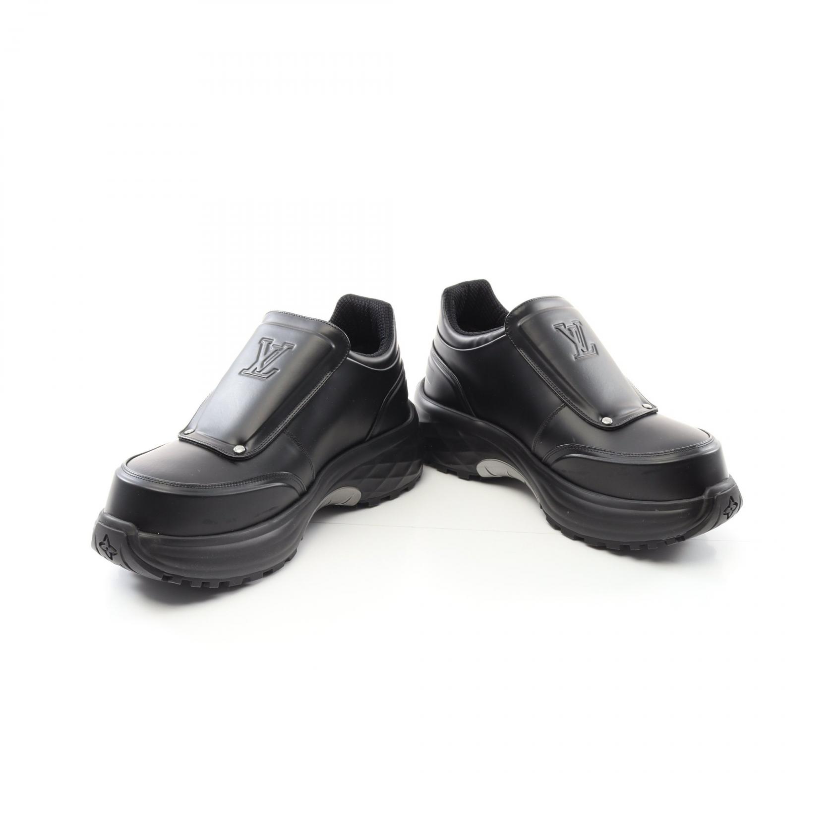 ルイ・ヴィトン LOUIS VUITTON LVディスカバリー ライン スニーカー 靴 レザー ブラック系 【中古】