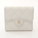 シャネル CHANEL クラシック スモール フラップ ウォレット マトラッセ 三つ折り財布 財布 キャビアスキン(グレインドカーフ) ホワイト系 AP0231 【中古】