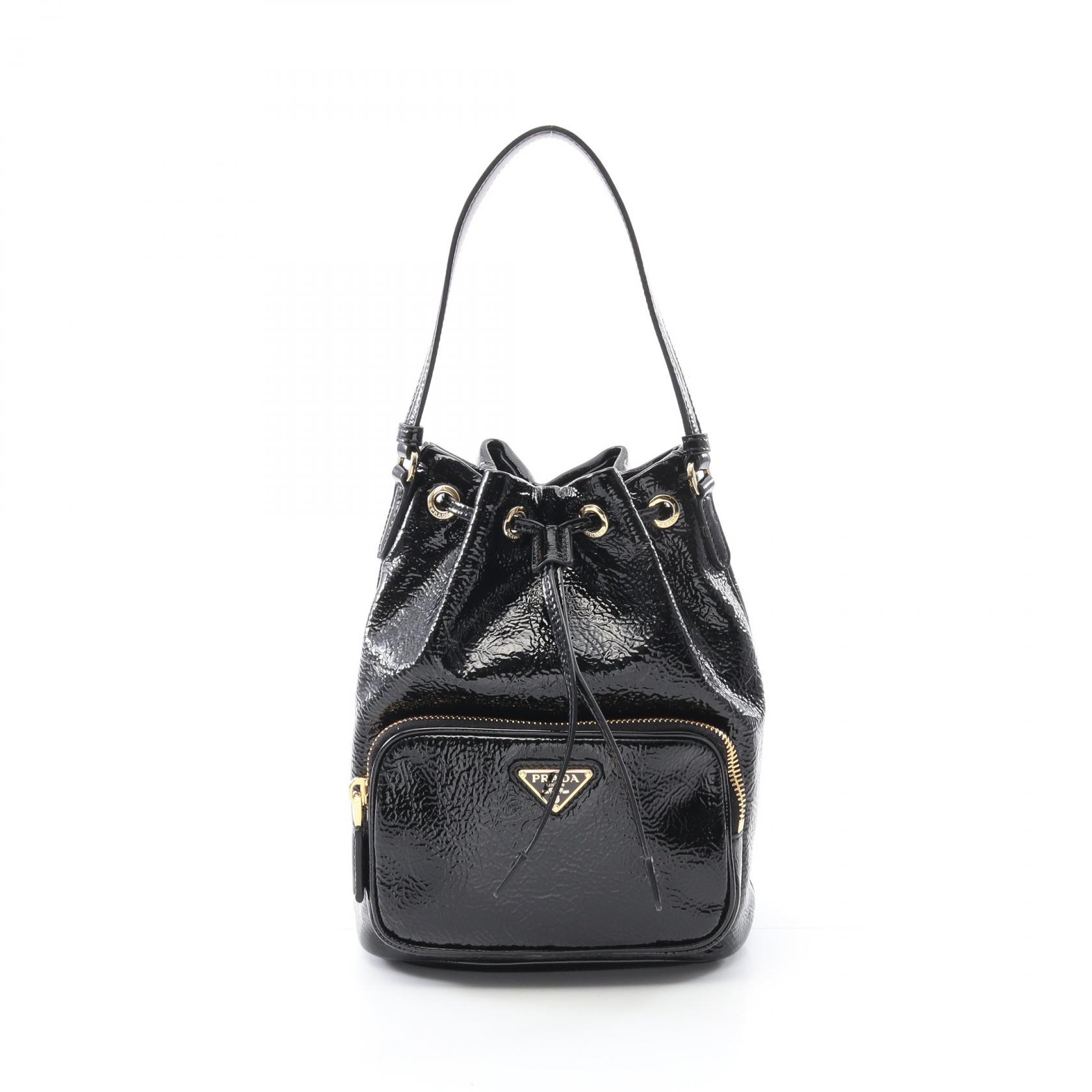 【お洒落度UP】PRADA◆パテントレザー 三日月形バッグ ロゴ 楽天市場】プラダ パテントレザー バッグの通販