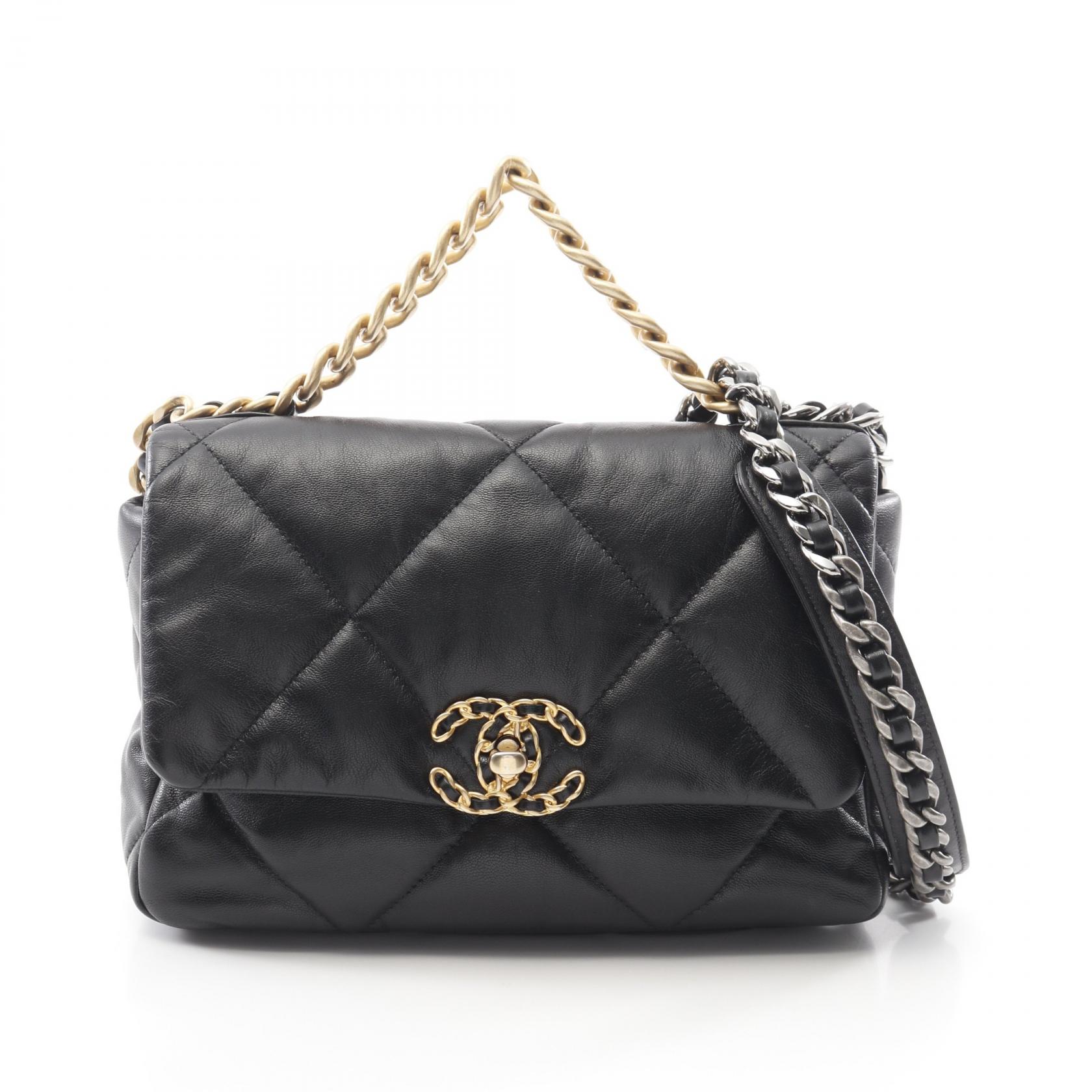 国内発送 シャネル 19 マキシ 楽天市場】chanel 19(バッグ・小物・ブランド雑貨)の通販