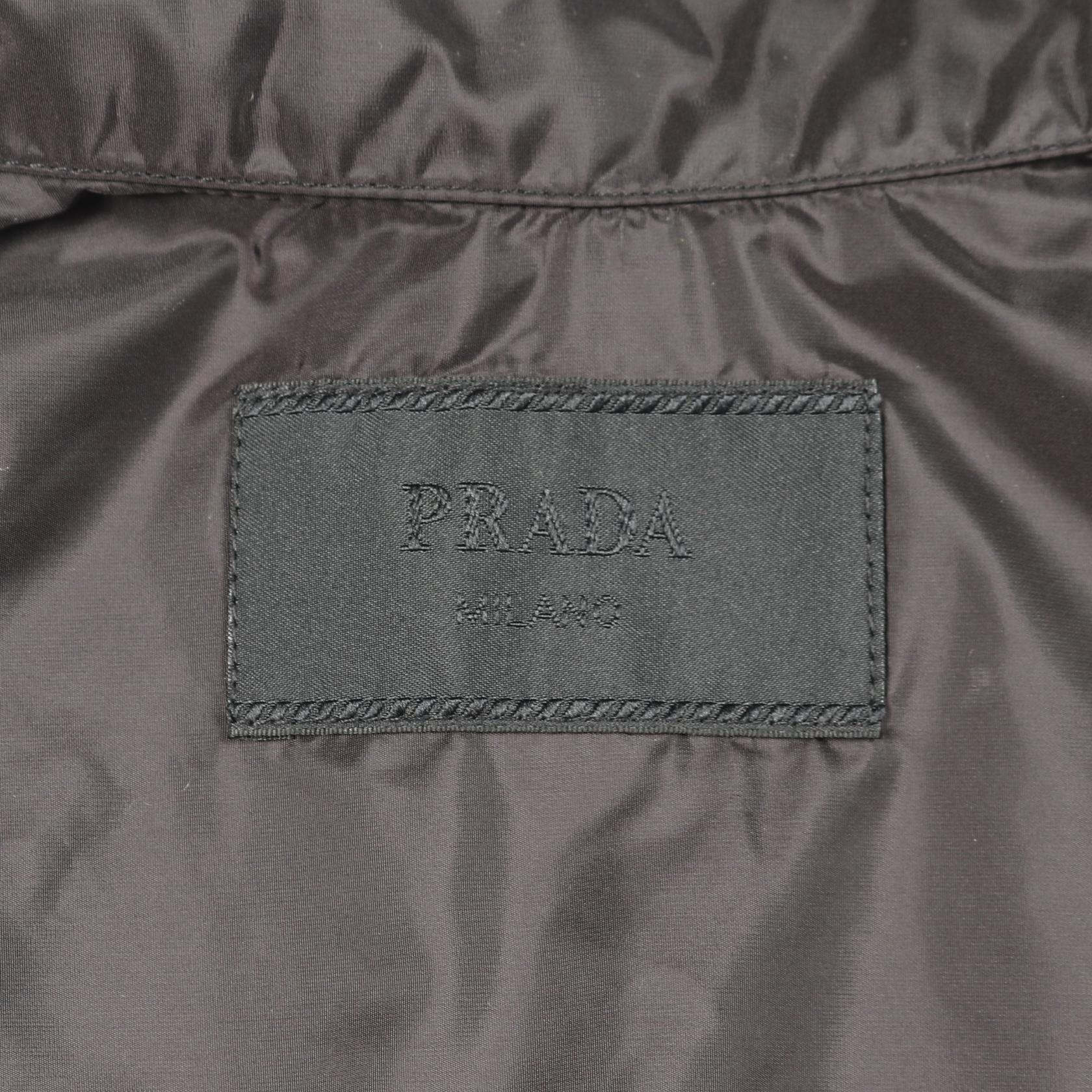 プラダ PRADA Re-Nylon 衣料品 トップス ナイロン ブラック系 【中古】
