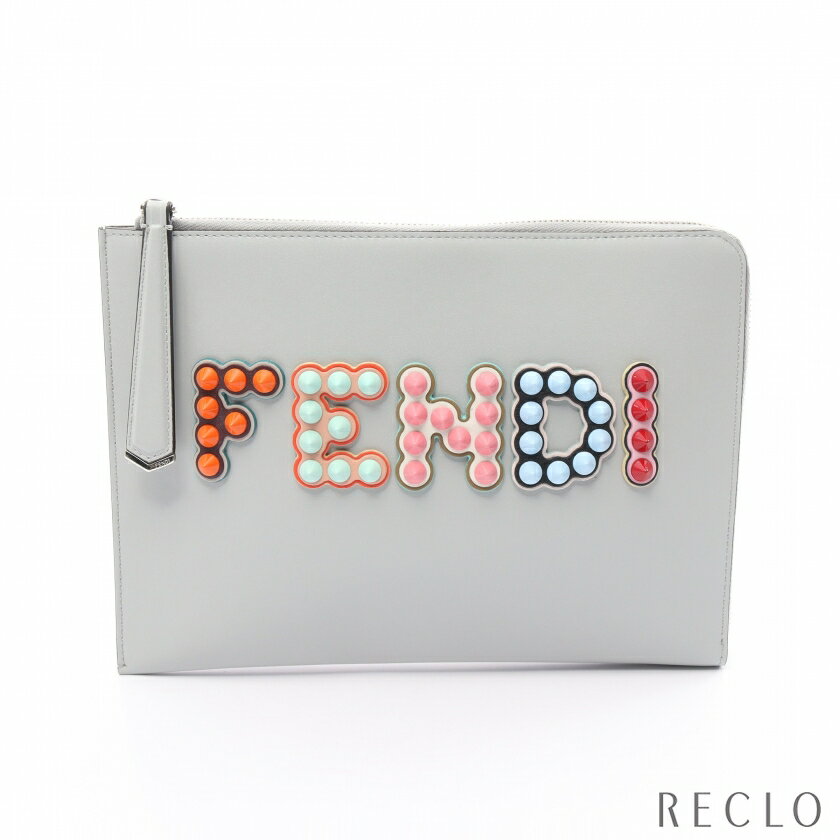 フェンディ FENDI スタッズロゴ クラッチバッグ レザー ライトグレー 8M0363【中古】