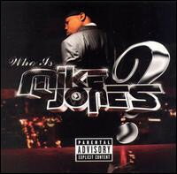 ・アーティスト Mike Jones ・タイトル Who Is Mike Jones? ・レーベル・型番 Swishahouse, Asylum Records, Warner Bros. Records 493402 ・フォーマット CD ・コンディション(盤) 非常に良い(EX) ・コンディション(ジャケット) ・コンディション(帯) オビなし ・特記事項 【ソフトケース入り（プラケースなし）】 サンプル画像です。実際の商品の画像ではありません 商品写真はバーコード/カタログ番号に対応したサンプル画像ですので、お送りする商品の画像ではありません。帯やライナーなどの付属品は、特記事項に記載されている場合のみ含まれます。プロモやカラーレコードなどの仕様についても、該当する場合のみ特記事項に記載しています。 【ご購入前に必ずご確認ください】 ・本店サイト(www.recordcity.jp)とは価格、送料が違います ・本店サイト、その他支店のオーダーとは同梱発送できません ・注文確定後に別の注文を頂いた場合、注文同士の同梱は致しかねます。 ・別倉庫から発送しているため、店頭受け渡しは対応しておりません ・一部商品は他の通販サイトでも販売しているため、ご注文のタイミングによっては商品のご用意ができない場合がございます。 ・土日祝日はお休みです 金曜・祝前日9時以降のご連絡またはご入金は、返答または発送が週明け・祝日明けに順次対応となります。 ・ご購入後のキャンセル不可 ご購入後のキャンセルはいかなる理由においてもお受けできません。ご了承の上、ご購入くださいませ。 ・日本郵便(ゆうパック/ゆうメール)によるお届けになります。 ・中古品であることをご理解ください 当ストアでは中古商品を主に販売しております。中古品であることをご理解の上ご購入ください。また、一部商品はRecordCityオンラインストアで試聴可能です。 ・返品について お客様のご都合による返品は一切承っておりません。 表記の内容と実際の商品に相違がある場合、また針飛び等で返品・返金をご希望される場合は、商品の到着後1週間以内にご連絡ください。商品の返送をこちらで確認後、キャンセル・返金を行います。 コンディションVG以下の商品は返品できません。プレイに影響のない表面のこすれ傷、プレス起因のノイズ盤は返品の対象外です。 【コンディション表記】 ・ほぼ新品(M-)(Like New) 完全な新品。未使用。当店ではほぼ使用しません ・非常に良い(EX)(Excellent) 中古盤として美品な状態。わずかな経年を感じるものの傷みを感じさせない、当店基準で最高の状態 ・良い(VG+)(Very Good Plus) 丁寧に扱われた中古品で、軽い使用感がみられる。 ・可(VG)(Acceptable) 使い込まれた中古品で、「良い」よりもさらに使用感がみられる。 ・悪い(VG-)(Bad) 状態が悪いアイテム。使用の保障はなく、再生不可、針飛び、目立つノイズがあるかもしれない。状態によるクレーム不可。返品不可。 ・非常に悪い(G)(Very Bad) 「悪い」よりさらに状態が悪いアイテム。使用の保障はなく、再生不可、針飛び、目立つノイズがあるかもしれない。状態によるクレーム不可。返品不可。 ・ジャンク(Fair)(Junk/Fair) 割れている、反っている、水ダメージがある、カビ、ジャケットが分離している、ひどい書き込み、ひどい擦れなど最低の状態。使用の保障はなく、再生不可、針飛び、目立つノイズがあるかもしれない。状態によるクレーム不可。返品不可。 ・ジャンク(Poor)(Junk/Poor) 割れている、反っている、水ダメージがある、カビ、ジャケットが分離している、ひどい書き込み、ひどい擦れなど最低の状態。使用の保障はなく、再生不可、針飛び、目立つノイズがあるかもしれない。状態によるクレーム不可。返品不可。