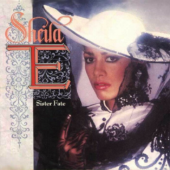 ・アーティスト Sheila E. ・タイトル Sister Fate / Save The People ・レーベル・型番 Paisley Park, Warner Bros. Records 020359 ・フォーマット 12" ・コンディション(盤) 良い (VG+) ・コンディション(ジャケット) 良い (VG+) ・コンディション(帯) オビなし ・特記事項 サンプル画像です。実際の商品の画像ではありません 商品写真はバーコード/カタログ番号に対応したサンプル画像ですので、お送りする商品の画像ではありません。帯やライナーなどの付属品は、特記事項に記載されている場合のみ含まれます。プロモやカラーレコードなどの仕様についても、該当する場合のみ特記事項に記載しています。 【ご購入前に必ずご確認ください】 ・本店サイト(www.recordcity.jp)とは価格、送料が違います ・本店サイト、その他支店のオーダーとは同梱発送できません ・注文確定後に別の注文を頂いた場合、注文同士の同梱は致しかねます。 ・別倉庫から発送しているため、店頭受け渡しは対応しておりません ・一部商品は他の通販サイトでも販売しているため、ご注文のタイミングによっては商品のご用意ができない場合がございます。 ・土日祝日はお休みです 金曜・祝前日9時以降のご連絡またはご入金は、返答または発送が週明け・祝日明けに順次対応となります。 ・ご購入後のキャンセル不可 ご購入後のキャンセルはいかなる理由においてもお受けできません。ご了承の上、ご購入くださいませ。 ・日本郵便(ゆうパック/ゆうメール)によるお届けになります。 ・中古品であることをご理解ください 当ストアでは中古商品を主に販売しております。中古品であることをご理解の上ご購入ください。また、一部商品はRecordCityオンラインストアで試聴可能です。 ・返品について お客様のご都合による返品は一切承っておりません。 表記の内容と実際の商品に相違がある場合、また針飛び等で返品・返金をご希望される場合は、商品の到着後1週間以内にご連絡ください。商品の返送をこちらで確認後、キャンセル・返金を行います。 コンディションVG以下の商品は返品できません。プレイに影響のない表面のこすれ傷、プレス起因のノイズ盤は返品の対象外です。 【コンディション表記】 ・ほぼ新品(M-)(Like New) 完全な新品。未使用。当店ではほぼ使用しません ・非常に良い(EX)(Excellent) 中古盤として美品な状態。わずかな経年を感じるものの傷みを感じさせない、当店基準で最高の状態 ・良い(VG+)(Very Good Plus) 丁寧に扱われた中古品で、軽い使用感がみられる。 ・可(VG)(Acceptable) 使い込まれた中古品で、「良い」よりもさらに使用感がみられる。 ・悪い(VG-)(Bad) 状態が悪いアイテム。使用の保障はなく、再生不可、針飛び、目立つノイズがあるかもしれない。状態によるクレーム不可。返品不可。 ・非常に悪い(G)(Very Bad) 「悪い」よりさらに状態が悪いアイテム。使用の保障はなく、再生不可、針飛び、目立つノイズがあるかもしれない。状態によるクレーム不可。返品不可。 ・ジャンク(Fair)(Junk/Fair) 割れている、反っている、水ダメージがある、カビ、ジャケットが分離している、ひどい書き込み、ひどい擦れなど最低の状態。使用の保障はなく、再生不可、針飛び、目立つノイズがあるかもしれない。状態によるクレーム不可。返品不可。 ・ジャンク(Poor)(Junk/Poor) 割れている、反っている、水ダメージがある、カビ、ジャケットが分離している、ひどい書き込み、ひどい擦れなど最低の状態。使用の保障はなく、再生不可、針飛び、目立つノイズがあるかもしれない。状態によるクレーム不可。返品不可。