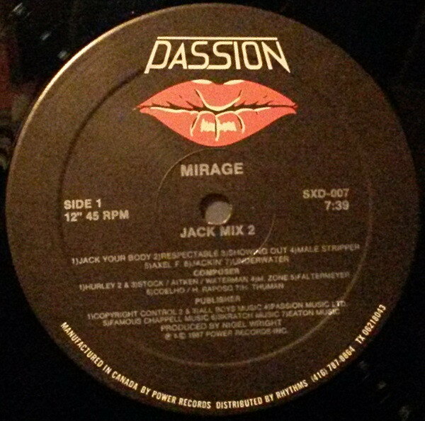 ・アーティスト Mirage ・タイトル Jack Mix 2 / Jack Mix 3 ・レーベル・型番 Passion (10) SXD007 ・フォーマット 12" ・コンディション(盤) 良い (VG+) ・コンディション(ジャケット) プレインカバー（元ジャケット／カバー無し） ・コンディション(帯) オビなし ・特記事項 サンプル画像です。実際の商品の画像ではありません 商品写真はバーコード/カタログ番号に対応したサンプル画像ですので、お送りする商品の画像ではありません。帯やライナーなどの付属品は、特記事項に記載されている場合のみ含まれます。プロモやカラーレコードなどの仕様についても、該当する場合のみ特記事項に記載しています。 【ご購入前に必ずご確認ください】 ・本店サイト(www.recordcity.jp)とは価格、送料が違います ・本店サイト、その他支店のオーダーとは同梱発送できません ・注文確定後に別の注文を頂いた場合、注文同士の同梱は致しかねます。 ・別倉庫から発送しているため、店頭受け渡しは対応しておりません ・一部商品は他の通販サイトでも販売しているため、ご注文のタイミングによっては商品のご用意ができない場合がございます。 ・土日祝日はお休みです 金曜・祝前日9時以降のご連絡またはご入金は、返答または発送が週明け・祝日明けに順次対応となります。 ・ご購入後のキャンセル不可 ご購入後のキャンセルはいかなる理由においてもお受けできません。ご了承の上、ご購入くださいませ。 ・日本郵便(ゆうパック/ゆうメール)によるお届けになります。 ・中古品であることをご理解ください 当ストアでは中古商品を主に販売しております。中古品であることをご理解の上ご購入ください。また、一部商品はRecordCityオンラインストアで試聴可能です。 ・返品について お客様のご都合による返品は一切承っておりません。 表記の内容と実際の商品に相違がある場合、また針飛び等で返品・返金をご希望される場合は、商品の到着後1週間以内にご連絡ください。商品の返送をこちらで確認後、キャンセル・返金を行います。 コンディションVG以下の商品は返品できません。プレイに影響のない表面のこすれ傷、プレス起因のノイズ盤は返品の対象外です。 【コンディション表記】 ・ほぼ新品(M-)(Like New) 完全な新品。未使用。当店ではほぼ使用しません ・非常に良い(EX)(Excellent) 中古盤として美品な状態。わずかな経年を感じるものの傷みを感じさせない、当店基準で最高の状態 ・良い(VG+)(Very Good Plus) 丁寧に扱われた中古品で、軽い使用感がみられる。 ・可(VG)(Acceptable) 使い込まれた中古品で、「良い」よりもさらに使用感がみられる。 ・悪い(VG-)(Bad) 状態が悪いアイテム。使用の保障はなく、再生不可、針飛び、目立つノイズがあるかもしれない。状態によるクレーム不可。返品不可。 ・非常に悪い(G)(Very Bad) 「悪い」よりさらに状態が悪いアイテム。使用の保障はなく、再生不可、針飛び、目立つノイズがあるかもしれない。状態によるクレーム不可。返品不可。 ・ジャンク(Fair)(Junk/Fair) 割れている、反っている、水ダメージがある、カビ、ジャケットが分離している、ひどい書き込み、ひどい擦れなど最低の状態。使用の保障はなく、再生不可、針飛び、目立つノイズがあるかもしれない。状態によるクレーム不可。返品不可。 ・ジャンク(Poor)(Junk/Poor) 割れている、反っている、水ダメージがある、カビ、ジャケットが分離している、ひどい書き込み、ひどい擦れなど最低の状態。使用の保障はなく、再生不可、針飛び、目立つノイズがあるかもしれない。状態によるクレーム不可。返品不可。