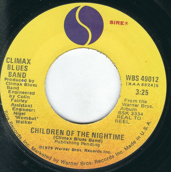 ・アーティスト Climax Blues Band ・タイトル Children Of The Nightime ・レーベル・型番 Sire WBS49012 ・フォーマット 7" ・コンディション(盤) 良い (VG+) ・コンディション(ジャケット) プレインカバー（元ジャケット／カバー無し） ・コンディション(帯) オビなし ・特記事項 サンプル画像です。実際の商品の画像ではありません 商品写真はバーコード/カタログ番号に対応したサンプル画像ですので、お送りする商品の画像ではありません。帯やライナーなどの付属品は、特記事項に記載されている場合のみ含まれます。プロモやカラーレコードなどの仕様についても、該当する場合のみ特記事項に記載しています。 【ご購入前に必ずご確認ください】 ・本店サイト(www.recordcity.jp)とは価格、送料が違います ・本店サイト、その他支店のオーダーとは同梱発送できません ・注文確定後に別の注文を頂いた場合、注文同士の同梱は致しかねます。 ・別倉庫から発送しているため、店頭受け渡しは対応しておりません ・一部商品は他の通販サイトでも販売しているため、ご注文のタイミングによっては商品のご用意ができない場合がございます。 ・土日祝日はお休みです 金曜・祝前日9時以降のご連絡またはご入金は、返答または発送が週明け・祝日明けに順次対応となります。 ・ご購入後のキャンセル不可 ご購入後のキャンセルはいかなる理由においてもお受けできません。ご了承の上、ご購入くださいませ。 ・日本郵便(ゆうパック/ゆうメール)によるお届けになります。 ・中古品であることをご理解ください 当ストアでは中古商品を主に販売しております。中古品であることをご理解の上ご購入ください。また、一部商品はRecordCityオンラインストアで試聴可能です。 ・返品について お客様のご都合による返品は一切承っておりません。 表記の内容と実際の商品に相違がある場合、また針飛び等で返品・返金をご希望される場合は、商品の到着後1週間以内にご連絡ください。商品の返送をこちらで確認後、キャンセル・返金を行います。 コンディションVG以下の商品は返品できません。プレイに影響のない表面のこすれ傷、プレス起因のノイズ盤は返品の対象外です。 【コンディション表記】 ・ほぼ新品(M-)(Like New) 完全な新品。未使用。当店ではほぼ使用しません ・非常に良い(EX)(Excellent) 中古盤として美品な状態。わずかな経年を感じるものの傷みを感じさせない、当店基準で最高の状態 ・良い(VG+)(Very Good Plus) 丁寧に扱われた中古品で、軽い使用感がみられる。 ・可(VG)(Acceptable) 使い込まれた中古品で、「良い」よりもさらに使用感がみられる。 ・悪い(VG-)(Bad) 状態が悪いアイテム。使用の保障はなく、再生不可、針飛び、目立つノイズがあるかもしれない。状態によるクレーム不可。返品不可。 ・非常に悪い(G)(Very Bad) 「悪い」よりさらに状態が悪いアイテム。使用の保障はなく、再生不可、針飛び、目立つノイズがあるかもしれない。状態によるクレーム不可。返品不可。 ・ジャンク(Fair)(Junk/Fair) 割れている、反っている、水ダメージがある、カビ、ジャケットが分離している、ひどい書き込み、ひどい擦れなど最低の状態。使用の保障はなく、再生不可、針飛び、目立つノイズがあるかもしれない。状態によるクレーム不可。返品不可。 ・ジャンク(Poor)(Junk/Poor) 割れている、反っている、水ダメージがある、カビ、ジャケットが分離している、ひどい書き込み、ひどい擦れなど最低の状態。使用の保障はなく、再生不可、針飛び、目立つノイズがあるかもしれない。状態によるクレーム不可。返品不可。