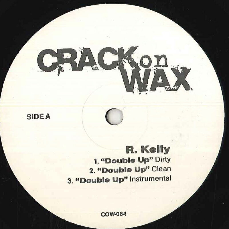 ・アーティスト R.kelly, Sean Paul ・タイトル Double Up / Everywhere We Go ・レーベル・型番 CRACK ON WAX COW064 ・フォーマット 12" ・コンディション(盤) 非常に良い(EX) ・コンディション(ジャケット) プレインカバー（元ジャケット／カバー無し） ・コンディション(帯) オビなし ・特記事項 【レーベルにシール付着】 サンプル画像です。実際の商品の画像ではありません 商品写真はバーコード/カタログ番号に対応したサンプル画像ですので、お送りする商品の画像ではありません。帯やライナーなどの付属品は、特記事項に記載されている場合のみ含まれます。プロモやカラーレコードなどの仕様についても、該当する場合のみ特記事項に記載しています。 【ご購入前に必ずご確認ください】 ・本店サイト(www.recordcity.jp)とは価格、送料が違います ・本店サイト、その他支店のオーダーとは同梱発送できません ・注文確定後に別の注文を頂いた場合、注文同士の同梱は致しかねます。 ・別倉庫から発送しているため、店頭受け渡しは対応しておりません ・一部商品は他の通販サイトでも販売しているため、ご注文のタイミングによっては商品のご用意ができない場合がございます。 ・土日祝日はお休みです 金曜・祝前日9時以降のご連絡またはご入金は、返答または発送が週明け・祝日明けに順次対応となります。 ・ご購入後のキャンセル不可 ご購入後のキャンセルはいかなる理由においてもお受けできません。ご了承の上、ご購入くださいませ。 ・日本郵便(ゆうパック/ゆうメール)によるお届けになります。 ・中古品であることをご理解ください 当ストアでは中古商品を主に販売しております。中古品であることをご理解の上ご購入ください。また、一部商品はRecordCityオンラインストアで試聴可能です。 ・返品について お客様のご都合による返品は一切承っておりません。 表記の内容と実際の商品に相違がある場合、また針飛び等で返品・返金をご希望される場合は、商品の到着後1週間以内にご連絡ください。商品の返送をこちらで確認後、キャンセル・返金を行います。 コンディションVG以下の商品は返品できません。プレイに影響のない表面のこすれ傷、プレス起因のノイズ盤は返品の対象外です。 【コンディション表記】 ・ほぼ新品(M-)(Like New) 完全な新品。未使用。当店ではほぼ使用しません ・非常に良い(EX)(Excellent) 中古盤として美品な状態。わずかな経年を感じるものの傷みを感じさせない、当店基準で最高の状態 ・良い(VG+)(Very Good Plus) 丁寧に扱われた中古品で、軽い使用感がみられる。 ・可(VG)(Acceptable) 使い込まれた中古品で、「良い」よりもさらに使用感がみられる。 ・悪い(VG-)(Bad) 状態が悪いアイテム。使用の保障はなく、再生不可、針飛び、目立つノイズがあるかもしれない。状態によるクレーム不可。返品不可。 ・非常に悪い(G)(Very Bad) 「悪い」よりさらに状態が悪いアイテム。使用の保障はなく、再生不可、針飛び、目立つノイズがあるかもしれない。状態によるクレーム不可。返品不可。 ・ジャンク(Fair)(Junk/Fair) 割れている、反っている、水ダメージがある、カビ、ジャケットが分離している、ひどい書き込み、ひどい擦れなど最低の状態。使用の保障はなく、再生不可、針飛び、目立つノイズがあるかもしれない。状態によるクレーム不可。返品不可。 ・ジャンク(Poor)(Junk/Poor) 割れている、反っている、水ダメージがある、カビ、ジャケットが分離している、ひどい書き込み、ひどい擦れなど最低の状態。使用の保障はなく、再生不可、針飛び、目立つノイズがあるかもしれない。状態によるクレーム不可。返品不可。