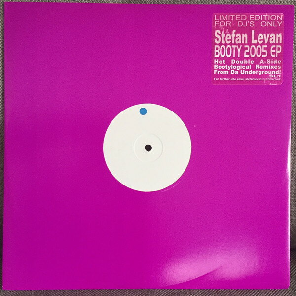 ・アーティスト Stefan Levan ・タイトル Stefan Levan Booty 2005 EP ・レーベル・型番 SLR SL1 ・フォーマット 12" ・コンディション(盤) 非常に良い(EX) ・コンディション(ジャケット) 良い (VG+) ・コンディション(帯) オビなし ・特記事項 【カバー汚れ】 サンプル画像です。実際の商品の画像ではありません 商品写真はバーコード/カタログ番号に対応したサンプル画像ですので、お送りする商品の画像ではありません。帯やライナーなどの付属品は、特記事項に記載されている場合のみ含まれます。プロモやカラーレコードなどの仕様についても、該当する場合のみ特記事項に記載しています。 【ご購入前に必ずご確認ください】 ・本店サイト(www.recordcity.jp)とは価格、送料が違います ・本店サイト、その他支店のオーダーとは同梱発送できません ・注文確定後に別の注文を頂いた場合、注文同士の同梱は致しかねます。 ・別倉庫から発送しているため、店頭受け渡しは対応しておりません ・一部商品は他の通販サイトでも販売しているため、ご注文のタイミングによっては商品のご用意ができない場合がございます。 ・土日祝日はお休みです 金曜・祝前日9時以降のご連絡またはご入金は、返答または発送が週明け・祝日明けに順次対応となります。 ・ご購入後のキャンセル不可 ご購入後のキャンセルはいかなる理由においてもお受けできません。ご了承の上、ご購入くださいませ。 ・日本郵便(ゆうパック/ゆうメール)によるお届けになります。 ・中古品であることをご理解ください 当ストアでは中古商品を主に販売しております。中古品であることをご理解の上ご購入ください。また、一部商品はRecordCityオンラインストアで試聴可能です。 ・返品について お客様のご都合による返品は一切承っておりません。 表記の内容と実際の商品に相違がある場合、また針飛び等で返品・返金をご希望される場合は、商品の到着後1週間以内にご連絡ください。商品の返送をこちらで確認後、キャンセル・返金を行います。 コンディションVG以下の商品は返品できません。プレイに影響のない表面のこすれ傷、プレス起因のノイズ盤は返品の対象外です。 【コンディション表記】 ・ほぼ新品(M-)(Like New) 完全な新品。未使用。当店ではほぼ使用しません ・非常に良い(EX)(Excellent) 中古盤として美品な状態。わずかな経年を感じるものの傷みを感じさせない、当店基準で最高の状態 ・良い(VG+)(Very Good Plus) 丁寧に扱われた中古品で、軽い使用感がみられる。 ・可(VG)(Acceptable) 使い込まれた中古品で、「良い」よりもさらに使用感がみられる。 ・悪い(VG-)(Bad) 状態が悪いアイテム。使用の保障はなく、再生不可、針飛び、目立つノイズがあるかもしれない。状態によるクレーム不可。返品不可。 ・非常に悪い(G)(Very Bad) 「悪い」よりさらに状態が悪いアイテム。使用の保障はなく、再生不可、針飛び、目立つノイズがあるかもしれない。状態によるクレーム不可。返品不可。 ・ジャンク(Fair)(Junk/Fair) 割れている、反っている、水ダメージがある、カビ、ジャケットが分離している、ひどい書き込み、ひどい擦れなど最低の状態。使用の保障はなく、再生不可、針飛び、目立つノイズがあるかもしれない。状態によるクレーム不可。返品不可。 ・ジャンク(Poor)(Junk/Poor) 割れている、反っている、水ダメージがある、カビ、ジャケットが分離している、ひどい書き込み、ひどい擦れなど最低の状態。使用の保障はなく、再生不可、針飛び、目立つノイズがあるかもしれない。状態によるクレーム不可。返品不可。