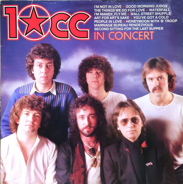 ・アーティスト 10cc ・タイトル 10cc In Concert ・レーベル・型番 Contour CN2056 ・フォーマット LPレコード ・コンディション(盤) 良い (VG+) ・コンディション(ジャケット) 可 (VG) ・コンディション(帯) オビなし ・特記事項 サンプル画像です。実際の商品の画像ではありません 商品写真はバーコード/カタログ番号に対応したサンプル画像ですので、お送りする商品の画像ではありません。帯やライナーなどの付属品は、特記事項に記載されている場合のみ含まれます。プロモやカラーレコードなどの仕様についても、該当する場合のみ特記事項に記載しています。 【ご購入前に必ずご確認ください】 ・本店サイト(www.recordcity.jp)とは価格、送料が違います ・本店サイト、その他支店のオーダーとは同梱発送できません ・注文確定後に別の注文を頂いた場合、注文同士の同梱は致しかねます。 ・別倉庫から発送しているため、店頭受け渡しは対応しておりません ・一部商品は他の通販サイトでも販売しているため、ご注文のタイミングによっては商品のご用意ができない場合がございます。 ・土日祝日はお休みです 金曜・祝前日9時以降のご連絡またはご入金は、返答または発送が週明け・祝日明けに順次対応となります。 ・ご購入後のキャンセル不可 ご購入後のキャンセルはいかなる理由においてもお受けできません。ご了承の上、ご購入くださいませ。 ・日本郵便(ゆうパック/ゆうメール)によるお届けになります。 ・中古品であることをご理解ください 当ストアでは中古商品を主に販売しております。中古品であることをご理解の上ご購入ください。また、一部商品はRecordCityオンラインストアで試聴可能です。 ・返品について お客様のご都合による返品は一切承っておりません。 表記の内容と実際の商品に相違がある場合、また針飛び等で返品・返金をご希望される場合は、商品の到着後1週間以内にご連絡ください。商品の返送をこちらで確認後、キャンセル・返金を行います。 コンディションVG以下の商品は返品できません。プレイに影響のない表面のこすれ傷、プレス起因のノイズ盤は返品の対象外です。 【コンディション表記】 ・ほぼ新品(M-)(Like New) 完全な新品。未使用。当店ではほぼ使用しません ・非常に良い(EX)(Excellent) 中古盤として美品な状態。わずかな経年を感じるものの傷みを感じさせない、当店基準で最高の状態 ・良い(VG+)(Very Good Plus) 丁寧に扱われた中古品で、軽い使用感がみられる。 ・可(VG)(Acceptable) 使い込まれた中古品で、「良い」よりもさらに使用感がみられる。 ・悪い(VG-)(Bad) 状態が悪いアイテム。使用の保障はなく、再生不可、針飛び、目立つノイズがあるかもしれない。状態によるクレーム不可。返品不可。 ・非常に悪い(G)(Very Bad) 「悪い」よりさらに状態が悪いアイテム。使用の保障はなく、再生不可、針飛び、目立つノイズがあるかもしれない。状態によるクレーム不可。返品不可。 ・ジャンク(Fair)(Junk/Fair) 割れている、反っている、水ダメージがある、カビ、ジャケットが分離している、ひどい書き込み、ひどい擦れなど最低の状態。使用の保障はなく、再生不可、針飛び、目立つノイズがあるかもしれない。状態によるクレーム不可。返品不可。 ・ジャンク(Poor)(Junk/Poor) 割れている、反っている、水ダメージがある、カビ、ジャケットが分離している、ひどい書き込み、ひどい擦れなど最低の状態。使用の保障はなく、再生不可、針飛び、目立つノイズがあるかもしれない。状態によるクレーム不可。返品不可。