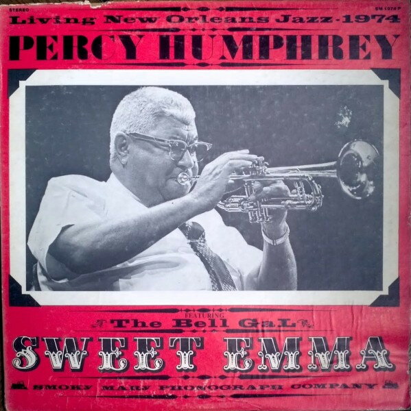 ・アーティスト Percy Humphrey, Sweet Emma ・タイトル Living New Orleans Jazz - 1974 ・レーベル・型番 Smoky Mary Phonograph Company SM1974P ・フォーマット LPレコード ・コンディション(盤) 良い (VG+) ・コンディション(ジャケット) 良い (VG+) ・コンディション(帯) オビなし ・特記事項 サンプル画像です。実際の商品の画像ではありません 商品写真はバーコード/カタログ番号に対応したサンプル画像ですので、お送りする商品の画像ではありません。帯やライナーなどの付属品は、特記事項に記載されている場合のみ含まれます。プロモやカラーレコードなどの仕様についても、該当する場合のみ特記事項に記載しています。 【ご購入前に必ずご確認ください】 ・本店サイト(www.recordcity.jp)とは価格、送料が違います ・本店サイト、その他支店のオーダーとは同梱発送できません ・注文確定後に別の注文を頂いた場合、注文同士の同梱は致しかねます。 ・別倉庫から発送しているため、店頭受け渡しは対応しておりません ・一部商品は他の通販サイトでも販売しているため、ご注文のタイミングによっては商品のご用意ができない場合がございます。 ・土日祝日はお休みです 金曜・祝前日9時以降のご連絡またはご入金は、返答または発送が週明け・祝日明けに順次対応となります。 ・ご購入後のキャンセル不可 ご購入後のキャンセルはいかなる理由においてもお受けできません。ご了承の上、ご購入くださいませ。 ・日本郵便(ゆうパック/ゆうメール)によるお届けになります。 ・中古品であることをご理解ください 当ストアでは中古商品を主に販売しております。中古品であることをご理解の上ご購入ください。また、一部商品はRecordCityオンラインストアで試聴可能です。 ・返品について お客様のご都合による返品は一切承っておりません。 表記の内容と実際の商品に相違がある場合、また針飛び等で返品・返金をご希望される場合は、商品の到着後1週間以内にご連絡ください。商品の返送をこちらで確認後、キャンセル・返金を行います。 コンディションVG以下の商品は返品できません。プレイに影響のない表面のこすれ傷、プレス起因のノイズ盤は返品の対象外です。 【コンディション表記】 ・ほぼ新品(M-)(Like New) 完全な新品。未使用。当店ではほぼ使用しません ・非常に良い(EX)(Excellent) 中古盤として美品な状態。わずかな経年を感じるものの傷みを感じさせない、当店基準で最高の状態 ・良い(VG+)(Very Good Plus) 丁寧に扱われた中古品で、軽い使用感がみられる。 ・可(VG)(Acceptable) 使い込まれた中古品で、「良い」よりもさらに使用感がみられる。 ・悪い(VG-)(Bad) 状態が悪いアイテム。使用の保障はなく、再生不可、針飛び、目立つノイズがあるかもしれない。状態によるクレーム不可。返品不可。 ・非常に悪い(G)(Very Bad) 「悪い」よりさらに状態が悪いアイテム。使用の保障はなく、再生不可、針飛び、目立つノイズがあるかもしれない。状態によるクレーム不可。返品不可。 ・ジャンク(Fair)(Junk/Fair) 割れている、反っている、水ダメージがある、カビ、ジャケットが分離している、ひどい書き込み、ひどい擦れなど最低の状態。使用の保障はなく、再生不可、針飛び、目立つノイズがあるかもしれない。状態によるクレーム不可。返品不可。 ・ジャンク(Poor)(Junk/Poor) 割れている、反っている、水ダメージがある、カビ、ジャケットが分離している、ひどい書き込み、ひどい擦れなど最低の状態。使用の保障はなく、再生不可、針飛び、目立つノイズがあるかもしれない。状態によるクレーム不可。返品不可。