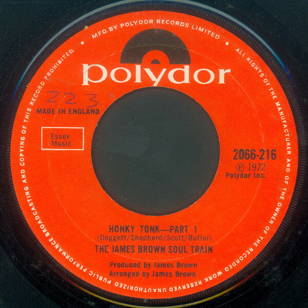 ・アーティスト James Brown Soul Train ・タイトル Honky Tonk ・レーベル・型番 Polydor 2066216 ・フォーマット 7インチレコード ・コンディション(盤) 良い (VG+) ・コンディション(ジャケット) ・コンディション(帯) オビなし ・特記事項 サンプル画像です。実際の商品の画像ではありません 商品写真はバーコード/カタログ番号に対応したサンプル画像ですので、お送りする商品の画像ではありません。帯やライナーなどの付属品は、特記事項に記載されている場合のみ含まれます。プロモやカラーレコードなどの仕様についても、該当する場合のみ特記事項に記載しています。 【ご購入前に必ずご確認ください】 ・本店サイト(www.recordcity.jp)とは価格、送料が違います ・本店サイト、その他支店のオーダーとは同梱発送できません ・注文確定後に別の注文を頂いた場合、注文同士の同梱は致しかねます。 ・別倉庫から発送しているため、店頭受け渡しは対応しておりません ・一部商品は他の通販サイトでも販売しているため、ご注文のタイミングによっては商品のご用意ができない場合がございます。 ・土日祝日はお休みです 金曜・祝前日9時以降のご連絡またはご入金は、返答または発送が週明け・祝日明けに順次対応となります。 ・ご購入後のキャンセル不可 ご購入後のキャンセルはいかなる理由においてもお受けできません。ご了承の上、ご購入くださいませ。 ・日本郵便(ゆうパック/ゆうメール)によるお届けになります。 ・中古品であることをご理解ください 当ストアでは中古商品を主に販売しております。中古品であることをご理解の上ご購入ください。また、一部商品はRecordCityオンラインストアで試聴可能です。 ・返品について お客様のご都合による返品は一切承っておりません。 表記の内容と実際の商品に相違がある場合、また針飛び等で返品・返金をご希望される場合は、商品の到着後1週間以内にご連絡ください。商品の返送をこちらで確認後、キャンセル・返金を行います。 コンディションVG以下の商品は返品できません。プレイに影響のない表面のこすれ傷、プレス起因のノイズ盤は返品の対象外です。 【コンディション表記】 ・ほぼ新品(M-)(Like New) 完全な新品。未使用。当店ではほぼ使用しません ・非常に良い(EX)(Excellent) 中古盤として美品な状態。わずかな経年を感じるものの傷みを感じさせない、当店基準で最高の状態 ・良い(VG+)(Very Good Plus) 丁寧に扱われた中古品で、軽い使用感がみられる。 ・可(VG)(Acceptable) 使い込まれた中古品で、「良い」よりもさらに使用感がみられる。 ・悪い(VG-)(Bad) 状態が悪いアイテム。使用の保障はなく、再生不可、針飛び、目立つノイズがあるかもしれない。状態によるクレーム不可。返品不可。 ・非常に悪い(G)(Very Bad) 「悪い」よりさらに状態が悪いアイテム。使用の保障はなく、再生不可、針飛び、目立つノイズがあるかもしれない。状態によるクレーム不可。返品不可。 ・ジャンク(Fair)(Junk/Fair) 割れている、反っている、水ダメージがある、カビ、ジャケットが分離している、ひどい書き込み、ひどい擦れなど最低の状態。使用の保障はなく、再生不可、針飛び、目立つノイズがあるかもしれない。状態によるクレーム不可。返品不可。 ・ジャンク(Poor)(Junk/Poor) 割れている、反っている、水ダメージがある、カビ、ジャケットが分離している、ひどい書き込み、ひどい擦れなど最低の状態。使用の保障はなく、再生不可、針飛び、目立つノイズがあるかもしれない。状態によるクレーム不可。返品不可。