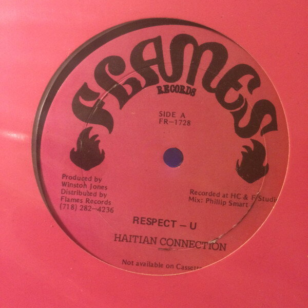 ・アーティスト Haitian Connection ・タイトル Respect U ・レーベル・型番 Flames Records FR1728 ・フォーマット 12インチレコード ・コンディション(盤) 可 (VG) ・コンディション(ジャケット) プレインカバー（元ジャケット／カバー無し） ・コンディション(帯) オビなし ・特記事項 【盤に目立ったキズ】【盤に突起あり】 サンプル画像です。実際の商品の画像ではありません 商品写真はバーコード/カタログ番号に対応したサンプル画像ですので、お送りする商品の画像ではありません。帯やライナーなどの付属品は、特記事項に記載されている場合のみ含まれます。プロモやカラーレコードなどの仕様についても、該当する場合のみ特記事項に記載しています。 【ご購入前に必ずご確認ください】 ・本店サイト(www.recordcity.jp)とは価格、送料が違います ・本店サイト、その他支店のオーダーとは同梱発送できません ・注文確定後に別の注文を頂いた場合、注文同士の同梱は致しかねます。 ・別倉庫から発送しているため、店頭受け渡しは対応しておりません ・一部商品は他の通販サイトでも販売しているため、ご注文のタイミングによっては商品のご用意ができない場合がございます。 ・土日祝日はお休みです 金曜・祝前日9時以降のご連絡またはご入金は、返答または発送が週明け・祝日明けに順次対応となります。 ・ご購入後のキャンセル不可 ご購入後のキャンセルはいかなる理由においてもお受けできません。ご了承の上、ご購入くださいませ。 ・日本郵便(ゆうパック/ゆうメール)によるお届けになります。 ・中古品であることをご理解ください 当ストアでは中古商品を主に販売しております。中古品であることをご理解の上ご購入ください。また、一部商品はRecordCityオンラインストアで試聴可能です。 ・返品について お客様のご都合による返品は一切承っておりません。 表記の内容と実際の商品に相違がある場合、また針飛び等で返品・返金をご希望される場合は、商品の到着後1週間以内にご連絡ください。商品の返送をこちらで確認後、キャンセル・返金を行います。 コンディションVG以下の商品は返品できません。プレイに影響のない表面のこすれ傷、プレス起因のノイズ盤は返品の対象外です。 【コンディション表記】 ・ほぼ新品(M-)(Like New) 完全な新品。未使用。当店ではほぼ使用しません ・非常に良い(EX)(Excellent) 中古盤として美品な状態。わずかな経年を感じるものの傷みを感じさせない、当店基準で最高の状態 ・良い(VG+)(Very Good Plus) 丁寧に扱われた中古品で、軽い使用感がみられる。 ・可(VG)(Acceptable) 使い込まれた中古品で、「良い」よりもさらに使用感がみられる。 ・悪い(VG-)(Bad) 状態が悪いアイテム。使用の保障はなく、再生不可、針飛び、目立つノイズがあるかもしれない。状態によるクレーム不可。返品不可。 ・非常に悪い(G)(Very Bad) 「悪い」よりさらに状態が悪いアイテム。使用の保障はなく、再生不可、針飛び、目立つノイズがあるかもしれない。状態によるクレーム不可。返品不可。 ・ジャンク(Fair)(Junk/Fair) 割れている、反っている、水ダメージがある、カビ、ジャケットが分離している、ひどい書き込み、ひどい擦れなど最低の状態。使用の保障はなく、再生不可、針飛び、目立つノイズがあるかもしれない。状態によるクレーム不可。返品不可。 ・ジャンク(Poor)(Junk/Poor) 割れている、反っている、水ダメージがある、カビ、ジャケットが分離している、ひどい書き込み、ひどい擦れなど最低の状態。使用の保障はなく、再生不可、針飛び、目立つノイズがあるかもしれない。状態によるクレーム不可。返品不可。