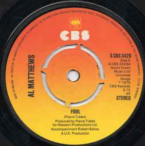 ・アーティスト Al Matthews ・タイトル Fool ・レーベル・型番 CBS SCBS3429 ・フォーマット 7インチレコード ・コンディション(盤) 良い (VG+) ・コンディション(ジャケット) プレインカバー（元ジャケット／カバー無し） ・コンディション(帯) オビなし ・特記事項 【センター無し】 サンプル画像です。実際の商品の画像ではありません 商品写真はバーコード/カタログ番号に対応したサンプル画像ですので、お送りする商品の画像ではありません。帯やライナーなどの付属品は、特記事項に記載されている場合のみ含まれます。プロモやカラーレコードなどの仕様についても、該当する場合のみ特記事項に記載しています。 【ご購入前に必ずご確認ください】 ・本店サイト(www.recordcity.jp)とは価格、送料が違います ・本店サイト、その他支店のオーダーとは同梱発送できません ・注文確定後に別の注文を頂いた場合、注文同士の同梱は致しかねます。 ・別倉庫から発送しているため、店頭受け渡しは対応しておりません ・一部商品は他の通販サイトでも販売しているため、ご注文のタイミングによっては商品のご用意ができない場合がございます。 ・土日祝日はお休みです 金曜・祝前日9時以降のご連絡またはご入金は、返答または発送が週明け・祝日明けに順次対応となります。 ・ご購入後のキャンセル不可 ご購入後のキャンセルはいかなる理由においてもお受けできません。ご了承の上、ご購入くださいませ。 ・日本郵便(ゆうパック/ゆうメール)によるお届けになります。 ・中古品であることをご理解ください 当ストアでは中古商品を主に販売しております。中古品であることをご理解の上ご購入ください。また、一部商品はRecordCityオンラインストアで試聴可能です。 ・返品について お客様のご都合による返品は一切承っておりません。 表記の内容と実際の商品に相違がある場合、また針飛び等で返品・返金をご希望される場合は、商品の到着後1週間以内にご連絡ください。商品の返送をこちらで確認後、キャンセル・返金を行います。 コンディションVG以下の商品は返品できません。プレイに影響のない表面のこすれ傷、プレス起因のノイズ盤は返品の対象外です。 【コンディション表記】 ・ほぼ新品(M-)(Like New) 完全な新品。未使用。当店ではほぼ使用しません ・非常に良い(EX)(Excellent) 中古盤として美品な状態。わずかな経年を感じるものの傷みを感じさせない、当店基準で最高の状態 ・良い(VG+)(Very Good Plus) 丁寧に扱われた中古品で、軽い使用感がみられる。 ・可(VG)(Acceptable) 使い込まれた中古品で、「良い」よりもさらに使用感がみられる。 ・悪い(VG-)(Bad) 状態が悪いアイテム。使用の保障はなく、再生不可、針飛び、目立つノイズがあるかもしれない。状態によるクレーム不可。返品不可。 ・非常に悪い(G)(Very Bad) 「悪い」よりさらに状態が悪いアイテム。使用の保障はなく、再生不可、針飛び、目立つノイズがあるかもしれない。状態によるクレーム不可。返品不可。 ・ジャンク(Fair)(Junk/Fair) 割れている、反っている、水ダメージがある、カビ、ジャケットが分離している、ひどい書き込み、ひどい擦れなど最低の状態。使用の保障はなく、再生不可、針飛び、目立つノイズがあるかもしれない。状態によるクレーム不可。返品不可。 ・ジャンク(Poor)(Junk/Poor) 割れている、反っている、水ダメージがある、カビ、ジャケットが分離している、ひどい書き込み、ひどい擦れなど最低の状態。使用の保障はなく、再生不可、針飛び、目立つノイズがあるかもしれない。状態によるクレーム不可。返品不可。