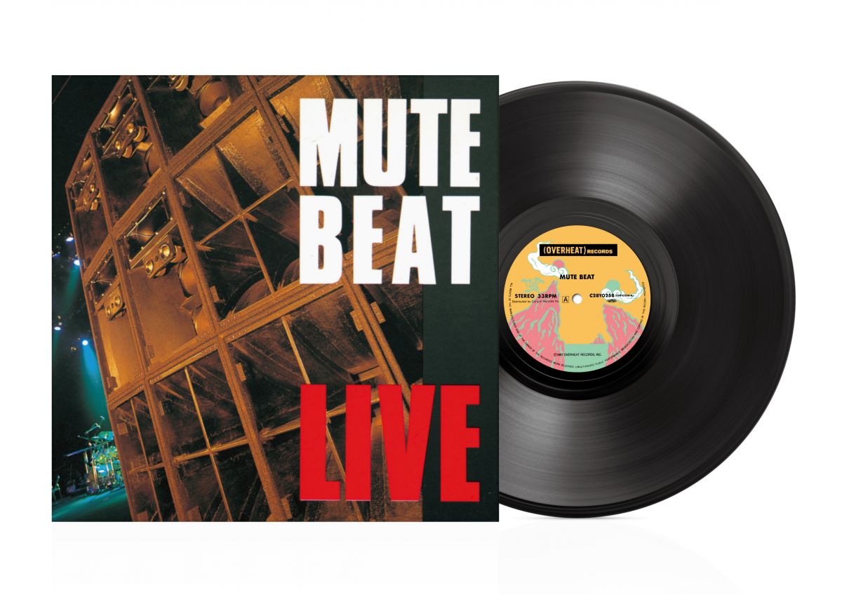 ・アーティスト MUTE BEAT ・タイトル LIVE ・レーベル PONY CANYON PCJA00175 ・フォーマット LP ・コンディション(盤) 新品 (M) ・コンディション(ジャケット) ・コンディション(帯) オビなし ・特記事項 サンプル画像です。実際の商品の画像ではありません 商品写真はバーコード/カタログ番号に対応したサンプル画像ですので、お送りする商品の画像ではありません。帯やライナーなどの付属品は、特記事項に記載されている場合のみ含まれます。プロモやカラーレコードなどの仕様についても、該当する場合のみ特記事項に記載しています。 【ご購入前に必ずご確認ください】 ・本店サイト(www.recordcity.jp)とは価格、送料が違います ・本店サイト、その他支店のオーダーとは同梱発送できません ・別倉庫から発送しているため、店頭受け渡しは対応しておりません ・一部商品は他の通販サイトでも販売しているため、ご注文のタイミングによっては商品のご用意ができない場合がございます。 ・土日祝日はお休みです 金曜・祝前日9時以降のご連絡またはご入金は、返答または発送が週明け・祝日明けに順次対応となります。 ・ご購入後のキャンセル不可 ご購入後のキャンセルはいかなる理由においてもお受けできません。ご了承の上、ご購入くださいませ。 ・日本郵便(ゆうパック/ゆうメール)によるお届けになります。 ・中古品であることをご理解ください 当ストアではお客様よりお譲りいただいた中古商品を販売しております。中古品であることをご理解の上ご購入ください。また、一部商品はRecordCityウェブショップで試聴可能です。 ・返品について お客様のご都合による商品のご返品は一切承っておりません。 表記の内容と実際の商品に相違がある場合、また針飛び等で返品・返金をご希望される場合は、商品の到着後1週間以内にご連絡ください。商品の返送をこちらで確認後、返金を行います。 コンディションVG以下の商品は返品できません。プレイに影響のない表面のこすれ傷、プレス起因のノイズ盤は返品の対象外です。 【コンディション表記】 ・ほぼ新品(M-)(Like New) 完全な新品。未使用。当店ではほぼ使用しません ・非常に良い(EX)(Excellent) 中古盤として美品な状態。わずかな経年を感じるものの傷みを感じさせない、当店基準で最高の状態 ・良い(VG+)(Very Good Plus) 丁寧に扱われた中古品で、軽い使用感がみられる。 ・可(VG)(Acceptable) 使い込まれた中古品で、「良い」よりもさらに使用感がみられる。 ・悪い(VG-)(Bad) 状態が悪いアイテム。使用の保障はなく、再生不可、針飛び、目立つノイズがあるかもしれない。状態によるクレーム不可。返品不可。 ・非常に悪い(G)(Very Bad) 「悪い」よりさらに状態が悪いアイテム。使用の保障はなく、再生不可、針飛び、目立つノイズがあるかもしれない。状態によるクレーム不可。返品不可。 ・ジャンク(Fair)(Junk/Fair) 割れている、反っている、水ダメージがある、カビ、ジャケットが分離している、ひどい書き込み、ひどい擦れなど最低の状態。使用の保障はなく、再生不可、針飛び、目立つノイズがあるかもしれない。状態によるクレーム不可。返品不可。 ・ジャンク(Poor)(Junk/Poor) 割れている、反っている、水ダメージがある、カビ、ジャケットが分離している、ひどい書き込み、ひどい擦れなど最低の状態。使用の保障はなく、再生不可、針飛び、目立つノイズがあるかもしれない。状態によるクレーム不可。返品不可。