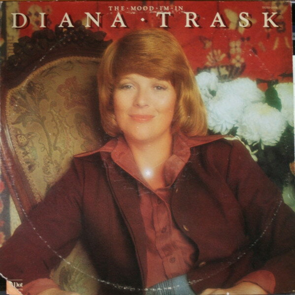 ・アーティスト Diana Trask ・タイトル Mood I'm In ・レーベル・型番 ABC DOT DOSD2024 ・フォーマット LPレコード ・コンディション(盤) 良い (VG+) ・コンディション(ジャケット) 可 (VG) ・コンディション(帯) オビなし ・特記事項 【カバー抜け】 サンプル画像です。実際の商品の画像ではありません 商品写真はバーコード/カタログ番号に対応したサンプル画像ですので、お送りする商品の画像ではありません。帯やライナーなどの付属品は、特記事項に記載されている場合のみ含まれます。プロモやカラーレコードなどの仕様についても、該当する場合のみ特記事項に記載しています。 【ご購入前に必ずご確認ください】 ・本店サイト(www.recordcity.jp)とは価格、送料が違います ・本店サイト、その他支店のオーダーとは同梱発送できません ・注文確定後に別の注文を頂いた場合、注文同士の同梱は致しかねます。 ・別倉庫から発送しているため、店頭受け渡しは対応しておりません ・一部商品は他の通販サイトでも販売しているため、ご注文のタイミングによっては商品のご用意ができない場合がございます。 ・土日祝日はお休みです 金曜・祝前日9時以降のご連絡またはご入金は、返答または発送が週明け・祝日明けに順次対応となります。 ・ご購入後のキャンセル不可 ご購入後のキャンセルはいかなる理由においてもお受けできません。ご了承の上、ご購入くださいませ。 ・日本郵便(ゆうパック/ゆうメール)によるお届けになります。 ・中古品であることをご理解ください 当ストアでは中古商品を主に販売しております。中古品であることをご理解の上ご購入ください。また、一部商品はRecordCityオンラインストアで試聴可能です。 ・返品について お客様のご都合による返品は一切承っておりません。 表記の内容と実際の商品に相違がある場合、また針飛び等で返品・返金をご希望される場合は、商品の到着後1週間以内にご連絡ください。商品の返送をこちらで確認後、キャンセル・返金を行います。 コンディションVG以下の商品は返品できません。プレイに影響のない表面のこすれ傷、プレス起因のノイズ盤は返品の対象外です。 【コンディション表記】 ・ほぼ新品(M-)(Like New) 完全な新品。未使用。当店ではほぼ使用しません ・非常に良い(EX)(Excellent) 中古盤として美品な状態。わずかな経年を感じるものの傷みを感じさせない、当店基準で最高の状態 ・良い(VG+)(Very Good Plus) 丁寧に扱われた中古品で、軽い使用感がみられる。 ・可(VG)(Acceptable) 使い込まれた中古品で、「良い」よりもさらに使用感がみられる。 ・悪い(VG-)(Bad) 状態が悪いアイテム。使用の保障はなく、再生不可、針飛び、目立つノイズがあるかもしれない。状態によるクレーム不可。返品不可。 ・非常に悪い(G)(Very Bad) 「悪い」よりさらに状態が悪いアイテム。使用の保障はなく、再生不可、針飛び、目立つノイズがあるかもしれない。状態によるクレーム不可。返品不可。 ・ジャンク(Fair)(Junk/Fair) 割れている、反っている、水ダメージがある、カビ、ジャケットが分離している、ひどい書き込み、ひどい擦れなど最低の状態。使用の保障はなく、再生不可、針飛び、目立つノイズがあるかもしれない。状態によるクレーム不可。返品不可。 ・ジャンク(Poor)(Junk/Poor) 割れている、反っている、水ダメージがある、カビ、ジャケットが分離している、ひどい書き込み、ひどい擦れなど最低の状態。使用の保障はなく、再生不可、針飛び、目立つノイズがあるかもしれない。状態によるクレーム不可。返品不可。