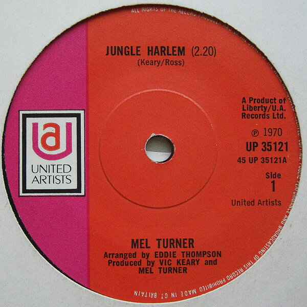・アーティスト Mel Turner ・タイトル Jungle Harlem ・レーベル・型番 United Artists Records UP35121 ・フォーマット 7" ・コンディション(盤) 良い (VG+) ・コンディション(ジャケット) プレインカバー（元ジャケット／カバー無し） ・コンディション(帯) オビなし ・特記事項 サンプル画像です。実際の商品の画像ではありません 商品写真はバーコード/カタログ番号に対応したサンプル画像ですので、お送りする商品の画像ではありません。帯やライナーなどの付属品は、特記事項に記載されている場合のみ含まれます。プロモやカラーレコードなどの仕様についても、該当する場合のみ特記事項に記載しています。 【ご購入前に必ずご確認ください】 ・本店サイト(www.recordcity.jp)とは価格、送料が違います ・本店サイト、その他支店のオーダーとは同梱発送できません ・注文確定後に別の注文を頂いた場合、注文同士の同梱は致しかねます。 ・別倉庫から発送しているため、店頭受け渡しは対応しておりません ・一部商品は他の通販サイトでも販売しているため、ご注文のタイミングによっては商品のご用意ができない場合がございます。 ・土日祝日はお休みです 金曜・祝前日9時以降のご連絡またはご入金は、返答または発送が週明け・祝日明けに順次対応となります。 ・ご購入後のキャンセル不可 ご購入後のキャンセルはいかなる理由においてもお受けできません。ご了承の上、ご購入くださいませ。 ・日本郵便(ゆうパック/ゆうメール)によるお届けになります。 ・中古品であることをご理解ください 当ストアでは中古商品を主に販売しております。中古品であることをご理解の上ご購入ください。また、一部商品はRecordCityオンラインストアで試聴可能です。 ・返品について お客様のご都合による返品は一切承っておりません。 表記の内容と実際の商品に相違がある場合、また針飛び等で返品・返金をご希望される場合は、商品の到着後1週間以内にご連絡ください。商品の返送をこちらで確認後、キャンセル・返金を行います。 コンディションVG以下の商品は返品できません。プレイに影響のない表面のこすれ傷、プレス起因のノイズ盤は返品の対象外です。 【コンディション表記】 ・ほぼ新品(M-)(Like New) 完全な新品。未使用。当店ではほぼ使用しません ・非常に良い(EX)(Excellent) 中古盤として美品な状態。わずかな経年を感じるものの傷みを感じさせない、当店基準で最高の状態 ・良い(VG+)(Very Good Plus) 丁寧に扱われた中古品で、軽い使用感がみられる。 ・可(VG)(Acceptable) 使い込まれた中古品で、「良い」よりもさらに使用感がみられる。 ・悪い(VG-)(Bad) 状態が悪いアイテム。使用の保障はなく、再生不可、針飛び、目立つノイズがあるかもしれない。状態によるクレーム不可。返品不可。 ・非常に悪い(G)(Very Bad) 「悪い」よりさらに状態が悪いアイテム。使用の保障はなく、再生不可、針飛び、目立つノイズがあるかもしれない。状態によるクレーム不可。返品不可。 ・ジャンク(Fair)(Junk/Fair) 割れている、反っている、水ダメージがある、カビ、ジャケットが分離している、ひどい書き込み、ひどい擦れなど最低の状態。使用の保障はなく、再生不可、針飛び、目立つノイズがあるかもしれない。状態によるクレーム不可。返品不可。 ・ジャンク(Poor)(Junk/Poor) 割れている、反っている、水ダメージがある、カビ、ジャケットが分離している、ひどい書き込み、ひどい擦れなど最低の状態。使用の保障はなく、再生不可、針飛び、目立つノイズがあるかもしれない。状態によるクレーム不可。返品不可。