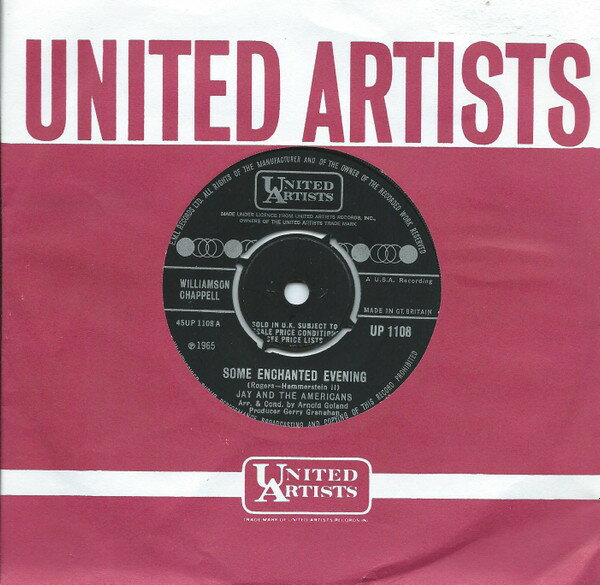 ・アーティスト Jay & The Americans ・タイトル Some Enchanted Evening ・レーベル・型番 United Artists Records UP1108 ・フォーマット 7インチレコード ・コンディション(盤) 良い (VG+) ・コンディション(ジャケット) プレインカバー（元ジャケット／カバー無し） ・コンディション(帯) オビなし ・特記事項 【カバー変色】【カバー折れ/しわ】【盤汚れ】【Pushout Centre Company Sleeve】 サンプル画像です。実際の商品の画像ではありません 商品写真はバーコード/カタログ番号に対応したサンプル画像ですので、お送りする商品の画像ではありません。帯やライナーなどの付属品は、特記事項に記載されている場合のみ含まれます。プロモやカラーレコードなどの仕様についても、該当する場合のみ特記事項に記載しています。 【ご購入前に必ずご確認ください】 ・本店サイト(www.recordcity.jp)とは価格、送料が違います ・本店サイト、その他支店のオーダーとは同梱発送できません ・注文確定後に別の注文を頂いた場合、注文同士の同梱は致しかねます。 ・別倉庫から発送しているため、店頭受け渡しは対応しておりません ・一部商品は他の通販サイトでも販売しているため、ご注文のタイミングによっては商品のご用意ができない場合がございます。 ・土日祝日はお休みです 金曜・祝前日9時以降のご連絡またはご入金は、返答または発送が週明け・祝日明けに順次対応となります。 ・ご購入後のキャンセル不可 ご購入後のキャンセルはいかなる理由においてもお受けできません。ご了承の上、ご購入くださいませ。 ・日本郵便(ゆうパック/ゆうメール)によるお届けになります。 ・中古品であることをご理解ください 当ストアでは中古商品を主に販売しております。中古品であることをご理解の上ご購入ください。また、一部商品はRecordCityオンラインストアで試聴可能です。 ・返品について お客様のご都合による返品は一切承っておりません。 表記の内容と実際の商品に相違がある場合、また針飛び等で返品・返金をご希望される場合は、商品の到着後1週間以内にご連絡ください。商品の返送をこちらで確認後、キャンセル・返金を行います。 コンディションVG以下の商品は返品できません。プレイに影響のない表面のこすれ傷、プレス起因のノイズ盤は返品の対象外です。 【コンディション表記】 ・ほぼ新品(M-)(Like New) 完全な新品。未使用。当店ではほぼ使用しません ・非常に良い(EX)(Excellent) 中古盤として美品な状態。わずかな経年を感じるものの傷みを感じさせない、当店基準で最高の状態 ・良い(VG+)(Very Good Plus) 丁寧に扱われた中古品で、軽い使用感がみられる。 ・可(VG)(Acceptable) 使い込まれた中古品で、「良い」よりもさらに使用感がみられる。 ・悪い(VG-)(Bad) 状態が悪いアイテム。使用の保障はなく、再生不可、針飛び、目立つノイズがあるかもしれない。状態によるクレーム不可。返品不可。 ・非常に悪い(G)(Very Bad) 「悪い」よりさらに状態が悪いアイテム。使用の保障はなく、再生不可、針飛び、目立つノイズがあるかもしれない。状態によるクレーム不可。返品不可。 ・ジャンク(Fair)(Junk/Fair) 割れている、反っている、水ダメージがある、カビ、ジャケットが分離している、ひどい書き込み、ひどい擦れなど最低の状態。使用の保障はなく、再生不可、針飛び、目立つノイズがあるかもしれない。状態によるクレーム不可。返品不可。 ・ジャンク(Poor)(Junk/Poor) 割れている、反っている、水ダメージがある、カビ、ジャケットが分離している、ひどい書き込み、ひどい擦れなど最低の状態。使用の保障はなく、再生不可、針飛び、目立つノイズがあるかもしれない。状態によるクレーム不可。返品不可。