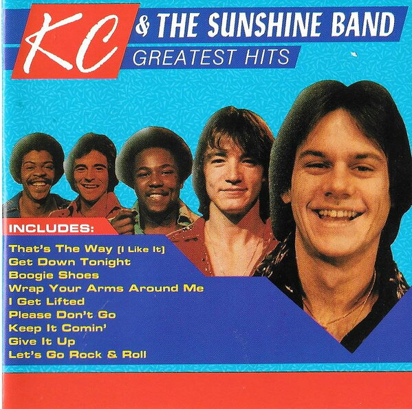 ・アーティスト KC & The Sunshine Band ・タイトル Greatest Hits ・レーベル・型番 Highland Music HCD448 ・フォーマット CD ・コンディション(盤) 良い (VG+) ・コンディション(ジャケット) ・コンディション(帯) オビなし ・特記事項 サンプル画像です。実際の商品の画像ではありません 商品写真はバーコード/カタログ番号に対応したサンプル画像ですので、お送りする商品の画像ではありません。帯やライナーなどの付属品は、特記事項に記載されている場合のみ含まれます。プロモやカラーレコードなどの仕様についても、該当する場合のみ特記事項に記載しています。 【ご購入前に必ずご確認ください】 ・本店サイト(www.recordcity.jp)とは価格、送料が違います ・本店サイト、その他支店のオーダーとは同梱発送できません ・注文確定後に別の注文を頂いた場合、注文同士の同梱は致しかねます。 ・別倉庫から発送しているため、店頭受け渡しは対応しておりません ・一部商品は他の通販サイトでも販売しているため、ご注文のタイミングによっては商品のご用意ができない場合がございます。 ・土日祝日はお休みです 金曜・祝前日9時以降のご連絡またはご入金は、返答または発送が週明け・祝日明けに順次対応となります。 ・ご購入後のキャンセル不可 ご購入後のキャンセルはいかなる理由においてもお受けできません。ご了承の上、ご購入くださいませ。 ・日本郵便(ゆうパック/ゆうメール)によるお届けになります。 ・中古品であることをご理解ください 当ストアでは中古商品を主に販売しております。中古品であることをご理解の上ご購入ください。また、一部商品はRecordCityオンラインストアで試聴可能です。 ・返品について お客様のご都合による返品は一切承っておりません。 表記の内容と実際の商品に相違がある場合、また針飛び等で返品・返金をご希望される場合は、商品の到着後1週間以内にご連絡ください。商品の返送をこちらで確認後、キャンセル・返金を行います。 コンディションVG以下の商品は返品できません。プレイに影響のない表面のこすれ傷、プレス起因のノイズ盤は返品の対象外です。 【コンディション表記】 ・ほぼ新品(M-)(Like New) 完全な新品。未使用。当店ではほぼ使用しません ・非常に良い(EX)(Excellent) 中古盤として美品な状態。わずかな経年を感じるものの傷みを感じさせない、当店基準で最高の状態 ・良い(VG+)(Very Good Plus) 丁寧に扱われた中古品で、軽い使用感がみられる。 ・可(VG)(Acceptable) 使い込まれた中古品で、「良い」よりもさらに使用感がみられる。 ・悪い(VG-)(Bad) 状態が悪いアイテム。使用の保障はなく、再生不可、針飛び、目立つノイズがあるかもしれない。状態によるクレーム不可。返品不可。 ・非常に悪い(G)(Very Bad) 「悪い」よりさらに状態が悪いアイテム。使用の保障はなく、再生不可、針飛び、目立つノイズがあるかもしれない。状態によるクレーム不可。返品不可。 ・ジャンク(Fair)(Junk/Fair) 割れている、反っている、水ダメージがある、カビ、ジャケットが分離している、ひどい書き込み、ひどい擦れなど最低の状態。使用の保障はなく、再生不可、針飛び、目立つノイズがあるかもしれない。状態によるクレーム不可。返品不可。 ・ジャンク(Poor)(Junk/Poor) 割れている、反っている、水ダメージがある、カビ、ジャケットが分離している、ひどい書き込み、ひどい擦れなど最低の状態。使用の保障はなく、再生不可、針飛び、目立つノイズがあるかもしれない。状態によるクレーム不可。返品不可。