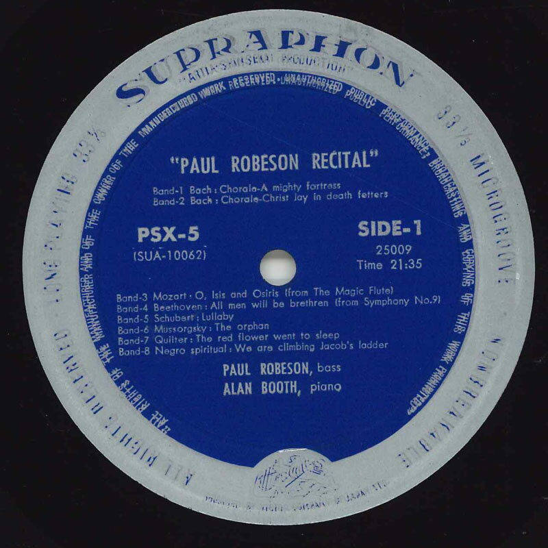 ・アーティスト Paul Robeson ・タイトル Recital ・レーベル SUPRAPHON PSX5 ・フォーマット LP ・コンディション(盤) 非常に良い(EX) ・コンディション(ジャケット) 非常に良い(EX) ・コンディション(帯) オビなし ・特記事項 サンプル画像です。実際の商品の画像ではありません 商品写真はバーコード/カタログ番号に対応したサンプル画像ですので、お送りする商品の画像ではありません。帯やライナーなどの付属品は、特記事項に記載されている場合のみ含まれます。プロモやカラーレコードなどの仕様についても、該当する場合のみ特記事項に記載しています。 【ご購入前に必ずご確認ください】 ・本店サイト(www.recordcity.jp)とは価格、送料が違います ・本店サイト、その他支店のオーダーとは同梱発送できません ・別倉庫から発送しているため、店頭受け渡しは対応しておりません ・一部商品は他の通販サイトでも販売しているため、ご注文のタイミングによっては商品のご用意ができない場合がございます。 ・土日祝日はお休みです 金曜・祝前日9時以降のご連絡またはご入金は、返答または発送が週明け・祝日明けに順次対応となります。 ・ご購入後のキャンセル不可 ご購入後のキャンセルはいかなる理由においてもお受けできません。ご了承の上、ご購入くださいませ。 ・日本郵便(ゆうパック/ゆうメール)によるお届けになります。 ・中古品であることをご理解ください 当ストアではお客様よりお譲りいただいた中古商品を販売しております。中古品であることをご理解の上ご購入ください。また、一部商品はRecordCityウェブショップで試聴可能です。 ・返品について お客様のご都合による商品のご返品は一切承っておりません。 表記の内容と実際の商品に相違がある場合、また針飛び等で返品・返金をご希望される場合は、商品の到着後1週間以内にご連絡ください。商品の返送をこちらで確認後、返金を行います。 コンディションVG以下の商品は返品できません。プレイに影響のない表面のこすれ傷、プレス起因のノイズ盤は返品の対象外です。 【コンディション表記】 ・ほぼ新品(M-)(Like New) 完全な新品。未使用。当店ではほぼ使用しません ・非常に良い(EX)(Excellent) 中古盤として美品な状態。わずかな経年を感じるものの傷みを感じさせない、当店基準で最高の状態 ・良い(VG+)(Very Good Plus) 丁寧に扱われた中古品で、軽い使用感がみられる。 ・可(VG)(Acceptable) 使い込まれた中古品で、「良い」よりもさらに使用感がみられる。 ・悪い(VG-)(Bad) 状態が悪いアイテム。使用の保障はなく、再生不可、針飛び、目立つノイズがあるかもしれない。状態によるクレーム不可。返品不可。 ・非常に悪い(G)(Very Bad) 「悪い」よりさらに状態が悪いアイテム。使用の保障はなく、再生不可、針飛び、目立つノイズがあるかもしれない。状態によるクレーム不可。返品不可。 ・ジャンク(Fair)(Junk/Fair) 割れている、反っている、水ダメージがある、カビ、ジャケットが分離している、ひどい書き込み、ひどい擦れなど最低の状態。使用の保障はなく、再生不可、針飛び、目立つノイズがあるかもしれない。状態によるクレーム不可。返品不可。 ・ジャンク(Poor)(Junk/Poor) 割れている、反っている、水ダメージがある、カビ、ジャケットが分離している、ひどい書き込み、ひどい擦れなど最低の状態。使用の保障はなく、再生不可、針飛び、目立つノイズがあるかもしれない。状態によるクレーム不可。返品不可。