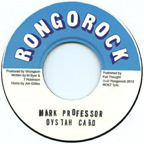 ・アーティスト Mark Professor ・タイトル Oystah Card / Version ・レーベル・型番 Rongorock ROK71 ・フォーマット 7" ・コンディション(盤) 新品 (M) ・コンディション(ジャケット) ・コンディション(帯) オビなし ・特記事項 サンプル画像です。実際の商品の画像ではありません 商品写真はバーコード/カタログ番号に対応したサンプル画像ですので、お送りする商品の画像ではありません。帯やライナーなどの付属品は、特記事項に記載されている場合のみ含まれます。プロモやカラーレコードなどの仕様についても、該当する場合のみ特記事項に記載しています。 【ご購入前に必ずご確認ください】 ・本店サイト(www.recordcity.jp)とは価格、送料が違います ・本店サイト、その他支店のオーダーとは同梱発送できません ・注文確定後に別の注文を頂いた場合、注文同士の同梱は致しかねます。 ・別倉庫から発送しているため、店頭受け渡しは対応しておりません ・一部商品は他の通販サイトでも販売しているため、ご注文のタイミングによっては商品のご用意ができない場合がございます。 ・土日祝日はお休みです 金曜・祝前日9時以降のご連絡またはご入金は、返答または発送が週明け・祝日明けに順次対応となります。 ・ご購入後のキャンセル不可 ご購入後のキャンセルはいかなる理由においてもお受けできません。ご了承の上、ご購入くださいませ。 ・日本郵便(ゆうパック/ゆうメール)によるお届けになります。 ・中古品であることをご理解ください 当ストアでは中古商品を主に販売しております。中古品であることをご理解の上ご購入ください。また、一部商品はRecordCityオンラインストアで試聴可能です。 ・返品について お客様のご都合による返品は一切承っておりません。 表記の内容と実際の商品に相違がある場合、また針飛び等で返品・返金をご希望される場合は、商品の到着後1週間以内にご連絡ください。商品の返送をこちらで確認後、キャンセル・返金を行います。 コンディションVG以下の商品は返品できません。プレイに影響のない表面のこすれ傷、プレス起因のノイズ盤は返品の対象外です。 【コンディション表記】 ・ほぼ新品(M-)(Like New) 完全な新品。未使用。当店ではほぼ使用しません ・非常に良い(EX)(Excellent) 中古盤として美品な状態。わずかな経年を感じるものの傷みを感じさせない、当店基準で最高の状態 ・良い(VG+)(Very Good Plus) 丁寧に扱われた中古品で、軽い使用感がみられる。 ・可(VG)(Acceptable) 使い込まれた中古品で、「良い」よりもさらに使用感がみられる。 ・悪い(VG-)(Bad) 状態が悪いアイテム。使用の保障はなく、再生不可、針飛び、目立つノイズがあるかもしれない。状態によるクレーム不可。返品不可。 ・非常に悪い(G)(Very Bad) 「悪い」よりさらに状態が悪いアイテム。使用の保障はなく、再生不可、針飛び、目立つノイズがあるかもしれない。状態によるクレーム不可。返品不可。 ・ジャンク(Fair)(Junk/Fair) 割れている、反っている、水ダメージがある、カビ、ジャケットが分離している、ひどい書き込み、ひどい擦れなど最低の状態。使用の保障はなく、再生不可、針飛び、目立つノイズがあるかもしれない。状態によるクレーム不可。返品不可。 ・ジャンク(Poor)(Junk/Poor) 割れている、反っている、水ダメージがある、カビ、ジャケットが分離している、ひどい書き込み、ひどい擦れなど最低の状態。使用の保障はなく、再生不可、針飛び、目立つノイズがあるかもしれない。状態によるクレーム不可。返品不可。