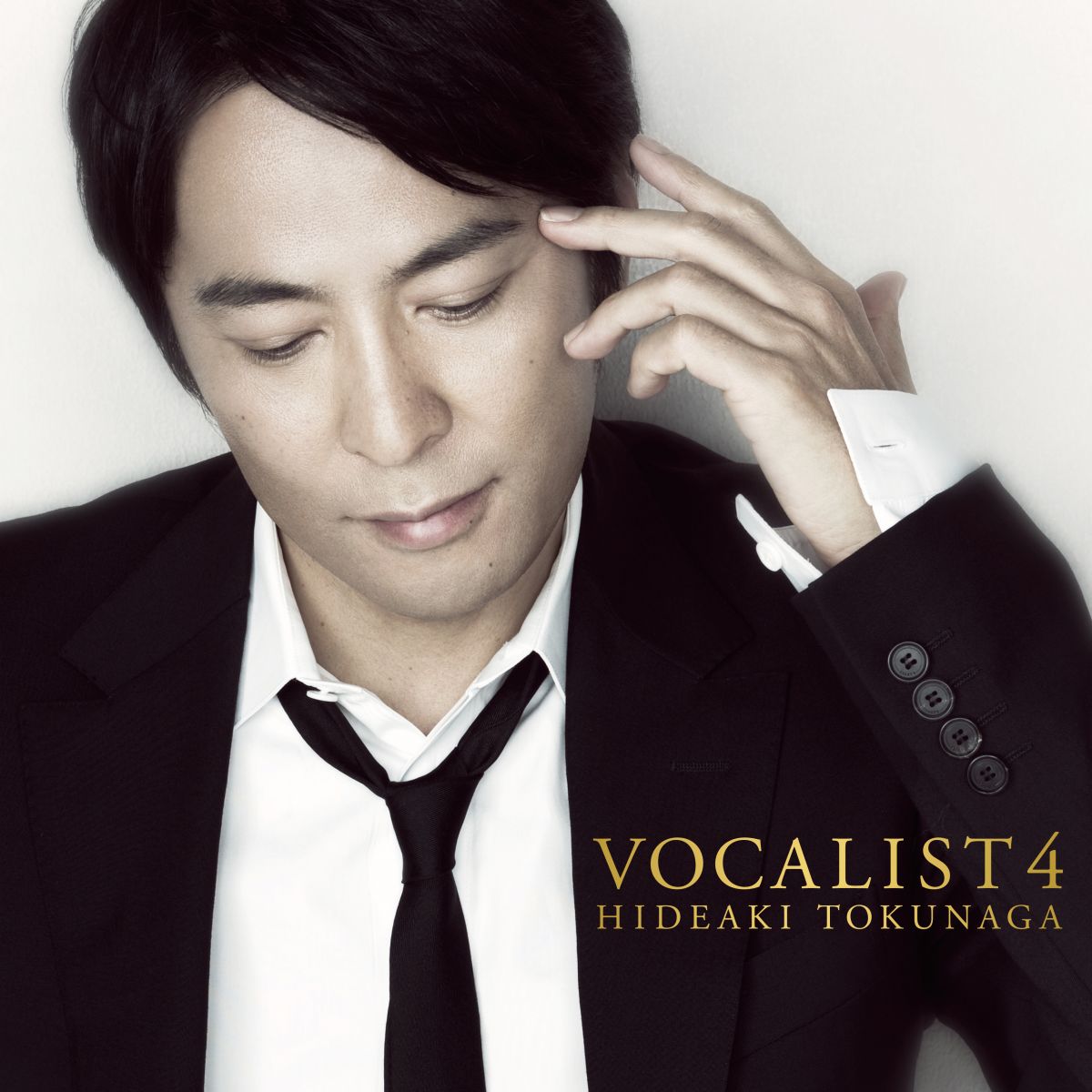 ・アーティスト 徳永英明 ・タイトル VOCALIST 4 ・レーベル・型番 UNIVERSAL MUSIC JAPAN UPJY9496 ・フォーマット LPレコード ・コンディション(盤) 新品 (M) ・コンディション(ジャケット) 新品 (M) ・コンディション(帯) オビなし ・特記事項 【未開封】 サンプル画像です。実際の商品の画像ではありません 商品写真はバーコード/カタログ番号に対応したサンプル画像ですので、お送りする商品の画像ではありません。帯やライナーなどの付属品は、特記事項に記載されている場合のみ含まれます。プロモやカラーレコードなどの仕様についても、該当する場合のみ特記事項に記載しています。 【ご購入前に必ずご確認ください】 ・本店サイト(www.recordcity.jp)とは価格、送料が違います ・本店サイト、その他支店のオーダーとは同梱発送できません ・注文確定後に別の注文を頂いた場合、注文同士の同梱は致しかねます。 ・別倉庫から発送しているため、店頭受け渡しは対応しておりません ・一部商品は他の通販サイトでも販売しているため、ご注文のタイミングによっては商品のご用意ができない場合がございます。 ・土日祝日はお休みです 金曜・祝前日9時以降のご連絡またはご入金は、返答または発送が週明け・祝日明けに順次対応となります。 ・ご購入後のキャンセル不可 ご購入後のキャンセルはいかなる理由においてもお受けできません。ご了承の上、ご購入くださいませ。 ・日本郵便(ゆうパック/ゆうメール)によるお届けになります。 ・中古品であることをご理解ください 当ストアでは中古商品を主に販売しております。中古品であることをご理解の上ご購入ください。また、一部商品はRecordCityオンラインストアで試聴可能です。 ・返品について お客様のご都合による返品は一切承っておりません。 表記の内容と実際の商品に相違がある場合、また針飛び等で返品・返金をご希望される場合は、商品の到着後1週間以内にご連絡ください。商品の返送をこちらで確認後、キャンセル・返金を行います。 コンディションVG以下の商品は返品できません。プレイに影響のない表面のこすれ傷、プレス起因のノイズ盤は返品の対象外です。 【コンディション表記】 ・ほぼ新品(M-)(Like New) 完全な新品。未使用。当店ではほぼ使用しません ・非常に良い(EX)(Excellent) 中古盤として美品な状態。わずかな経年を感じるものの傷みを感じさせない、当店基準で最高の状態 ・良い(VG+)(Very Good Plus) 丁寧に扱われた中古品で、軽い使用感がみられる。 ・可(VG)(Acceptable) 使い込まれた中古品で、「良い」よりもさらに使用感がみられる。 ・悪い(VG-)(Bad) 状態が悪いアイテム。使用の保障はなく、再生不可、針飛び、目立つノイズがあるかもしれない。状態によるクレーム不可。返品不可。 ・非常に悪い(G)(Very Bad) 「悪い」よりさらに状態が悪いアイテム。使用の保障はなく、再生不可、針飛び、目立つノイズがあるかもしれない。状態によるクレーム不可。返品不可。 ・ジャンク(Fair)(Junk/Fair) 割れている、反っている、水ダメージがある、カビ、ジャケットが分離している、ひどい書き込み、ひどい擦れなど最低の状態。使用の保障はなく、再生不可、針飛び、目立つノイズがあるかもしれない。状態によるクレーム不可。返品不可。 ・ジャンク(Poor)(Junk/Poor) 割れている、反っている、水ダメージがある、カビ、ジャケットが分離している、ひどい書き込み、ひどい擦れなど最低の状態。使用の保障はなく、再生不可、針飛び、目立つノイズがあるかもしれない。状態によるクレーム不可。返品不可。