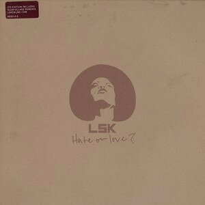 ・アーティスト LSK ・タイトル Hate Or Love (Remixes) ・レーベル・型番 Sony Soho Square 6690146 ・フォーマット 12インチレコード ・コンディション(盤) 非常に良い(EX) ・コンディション(ジャケット) 良い (VG+) ・コンディション(帯) オビなし ・特記事項 サンプル画像です。実際の商品の画像ではありません 商品写真はバーコード/カタログ番号に対応したサンプル画像ですので、お送りする商品の画像ではありません。帯やライナーなどの付属品は、特記事項に記載されている場合のみ含まれます。プロモやカラーレコードなどの仕様についても、該当する場合のみ特記事項に記載しています。 【ご購入前に必ずご確認ください】 ・本店サイト(www.recordcity.jp)とは価格、送料が違います ・本店サイト、その他支店のオーダーとは同梱発送できません ・注文確定後に別の注文を頂いた場合、注文同士の同梱は致しかねます。 ・別倉庫から発送しているため、店頭受け渡しは対応しておりません ・一部商品は他の通販サイトでも販売しているため、ご注文のタイミングによっては商品のご用意ができない場合がございます。 ・土日祝日はお休みです 金曜・祝前日9時以降のご連絡またはご入金は、返答または発送が週明け・祝日明けに順次対応となります。 ・ご購入後のキャンセル不可 ご購入後のキャンセルはいかなる理由においてもお受けできません。ご了承の上、ご購入くださいませ。 ・日本郵便(ゆうパック/ゆうメール)によるお届けになります。 ・中古品であることをご理解ください 当ストアでは中古商品を主に販売しております。中古品であることをご理解の上ご購入ください。また、一部商品はRecordCityオンラインストアで試聴可能です。 ・返品について お客様のご都合による返品は一切承っておりません。 表記の内容と実際の商品に相違がある場合、また針飛び等で返品・返金をご希望される場合は、商品の到着後1週間以内にご連絡ください。商品の返送をこちらで確認後、キャンセル・返金を行います。 コンディションVG以下の商品は返品できません。プレイに影響のない表面のこすれ傷、プレス起因のノイズ盤は返品の対象外です。 【コンディション表記】 ・ほぼ新品(M-)(Like New) 完全な新品。未使用。当店ではほぼ使用しません ・非常に良い(EX)(Excellent) 中古盤として美品な状態。わずかな経年を感じるものの傷みを感じさせない、当店基準で最高の状態 ・良い(VG+)(Very Good Plus) 丁寧に扱われた中古品で、軽い使用感がみられる。 ・可(VG)(Acceptable) 使い込まれた中古品で、「良い」よりもさらに使用感がみられる。 ・悪い(VG-)(Bad) 状態が悪いアイテム。使用の保障はなく、再生不可、針飛び、目立つノイズがあるかもしれない。状態によるクレーム不可。返品不可。 ・非常に悪い(G)(Very Bad) 「悪い」よりさらに状態が悪いアイテム。使用の保障はなく、再生不可、針飛び、目立つノイズがあるかもしれない。状態によるクレーム不可。返品不可。 ・ジャンク(Fair)(Junk/Fair) 割れている、反っている、水ダメージがある、カビ、ジャケットが分離している、ひどい書き込み、ひどい擦れなど最低の状態。使用の保障はなく、再生不可、針飛び、目立つノイズがあるかもしれない。状態によるクレーム不可。返品不可。 ・ジャンク(Poor)(Junk/Poor) 割れている、反っている、水ダメージがある、カビ、ジャケットが分離している、ひどい書き込み、ひどい擦れなど最低の状態。使用の保障はなく、再生不可、針飛び、目立つノイズがあるかもしれない。状態によるクレーム不可。返品不可。