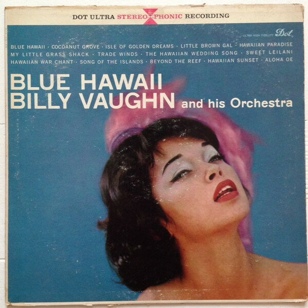 ・アーティスト Billy Vaughn & His Orchestra ・タイトル Blue Hawaii ・レーベル・型番 Dot Records DLP25165 ・フォーマット LPレコード ・コンディション(盤) 良い (VG+) ・コンディション(ジャケット) 良い (VG+) ・コンディション(帯) オビなし ・特記事項 サンプル画像です。実際の商品の画像ではありません 商品写真はバーコード/カタログ番号に対応したサンプル画像ですので、お送りする商品の画像ではありません。帯やライナーなどの付属品は、特記事項に記載されている場合のみ含まれます。プロモやカラーレコードなどの仕様についても、該当する場合のみ特記事項に記載しています。 【ご購入前に必ずご確認ください】 ・本店サイト(www.recordcity.jp)とは価格、送料が違います ・本店サイト、その他支店のオーダーとは同梱発送できません ・注文確定後に別の注文を頂いた場合、注文同士の同梱は致しかねます。 ・別倉庫から発送しているため、店頭受け渡しは対応しておりません ・一部商品は他の通販サイトでも販売しているため、ご注文のタイミングによっては商品のご用意ができない場合がございます。 ・土日祝日はお休みです 金曜・祝前日9時以降のご連絡またはご入金は、返答または発送が週明け・祝日明けに順次対応となります。 ・ご購入後のキャンセル不可 ご購入後のキャンセルはいかなる理由においてもお受けできません。ご了承の上、ご購入くださいませ。 ・日本郵便(ゆうパック/ゆうメール)によるお届けになります。 ・中古品であることをご理解ください 当ストアでは中古商品を主に販売しております。中古品であることをご理解の上ご購入ください。また、一部商品はRecordCityオンラインストアで試聴可能です。 ・返品について お客様のご都合による返品は一切承っておりません。 表記の内容と実際の商品に相違がある場合、また針飛び等で返品・返金をご希望される場合は、商品の到着後1週間以内にご連絡ください。商品の返送をこちらで確認後、キャンセル・返金を行います。 コンディションVG以下の商品は返品できません。プレイに影響のない表面のこすれ傷、プレス起因のノイズ盤は返品の対象外です。 【コンディション表記】 ・ほぼ新品(M-)(Like New) 完全な新品。未使用。当店ではほぼ使用しません ・非常に良い(EX)(Excellent) 中古盤として美品な状態。わずかな経年を感じるものの傷みを感じさせない、当店基準で最高の状態 ・良い(VG+)(Very Good Plus) 丁寧に扱われた中古品で、軽い使用感がみられる。 ・可(VG)(Acceptable) 使い込まれた中古品で、「良い」よりもさらに使用感がみられる。 ・悪い(VG-)(Bad) 状態が悪いアイテム。使用の保障はなく、再生不可、針飛び、目立つノイズがあるかもしれない。状態によるクレーム不可。返品不可。 ・非常に悪い(G)(Very Bad) 「悪い」よりさらに状態が悪いアイテム。使用の保障はなく、再生不可、針飛び、目立つノイズがあるかもしれない。状態によるクレーム不可。返品不可。 ・ジャンク(Fair)(Junk/Fair) 割れている、反っている、水ダメージがある、カビ、ジャケットが分離している、ひどい書き込み、ひどい擦れなど最低の状態。使用の保障はなく、再生不可、針飛び、目立つノイズがあるかもしれない。状態によるクレーム不可。返品不可。 ・ジャンク(Poor)(Junk/Poor) 割れている、反っている、水ダメージがある、カビ、ジャケットが分離している、ひどい書き込み、ひどい擦れなど最低の状態。使用の保障はなく、再生不可、針飛び、目立つノイズがあるかもしれない。状態によるクレーム不可。返品不可。