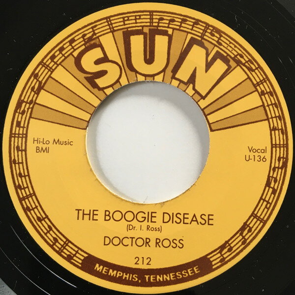 ・アーティスト Doctor Ross ・タイトル The Boogie Disease ・レーベル・型番 Sun 212 ・フォーマット 7" ・コンディション(盤) ほぼ新品 (M-) ・コンディション(ジャケット) ・コンディション(帯) オビなし ・特記事項 サンプル画像です。実際の商品の画像ではありません 商品写真はバーコード/カタログ番号に対応したサンプル画像ですので、お送りする商品の画像ではありません。帯やライナーなどの付属品は、特記事項に記載されている場合のみ含まれます。プロモやカラーレコードなどの仕様についても、該当する場合のみ特記事項に記載しています。 【ご購入前に必ずご確認ください】 ・本店サイト(www.recordcity.jp)とは価格、送料が違います ・本店サイト、その他支店のオーダーとは同梱発送できません ・注文確定後に別の注文を頂いた場合、注文同士の同梱は致しかねます。 ・別倉庫から発送しているため、店頭受け渡しは対応しておりません ・一部商品は他の通販サイトでも販売しているため、ご注文のタイミングによっては商品のご用意ができない場合がございます。 ・土日祝日はお休みです 金曜・祝前日9時以降のご連絡またはご入金は、返答または発送が週明け・祝日明けに順次対応となります。 ・ご購入後のキャンセル不可 ご購入後のキャンセルはいかなる理由においてもお受けできません。ご了承の上、ご購入くださいませ。 ・日本郵便(ゆうパック/ゆうメール)によるお届けになります。 ・中古品であることをご理解ください 当ストアでは中古商品を主に販売しております。中古品であることをご理解の上ご購入ください。また、一部商品はRecordCityオンラインストアで試聴可能です。 ・返品について お客様のご都合による返品は一切承っておりません。 表記の内容と実際の商品に相違がある場合、また針飛び等で返品・返金をご希望される場合は、商品の到着後1週間以内にご連絡ください。商品の返送をこちらで確認後、キャンセル・返金を行います。 コンディションVG以下の商品は返品できません。プレイに影響のない表面のこすれ傷、プレス起因のノイズ盤は返品の対象外です。 【コンディション表記】 ・ほぼ新品(M-)(Like New) 完全な新品。未使用。当店ではほぼ使用しません ・非常に良い(EX)(Excellent) 中古盤として美品な状態。わずかな経年を感じるものの傷みを感じさせない、当店基準で最高の状態 ・良い(VG+)(Very Good Plus) 丁寧に扱われた中古品で、軽い使用感がみられる。 ・可(VG)(Acceptable) 使い込まれた中古品で、「良い」よりもさらに使用感がみられる。 ・悪い(VG-)(Bad) 状態が悪いアイテム。使用の保障はなく、再生不可、針飛び、目立つノイズがあるかもしれない。状態によるクレーム不可。返品不可。 ・非常に悪い(G)(Very Bad) 「悪い」よりさらに状態が悪いアイテム。使用の保障はなく、再生不可、針飛び、目立つノイズがあるかもしれない。状態によるクレーム不可。返品不可。 ・ジャンク(Fair)(Junk/Fair) 割れている、反っている、水ダメージがある、カビ、ジャケットが分離している、ひどい書き込み、ひどい擦れなど最低の状態。使用の保障はなく、再生不可、針飛び、目立つノイズがあるかもしれない。状態によるクレーム不可。返品不可。 ・ジャンク(Poor)(Junk/Poor) 割れている、反っている、水ダメージがある、カビ、ジャケットが分離している、ひどい書き込み、ひどい擦れなど最低の状態。使用の保障はなく、再生不可、針飛び、目立つノイズがあるかもしれない。状態によるクレーム不可。返品不可。
