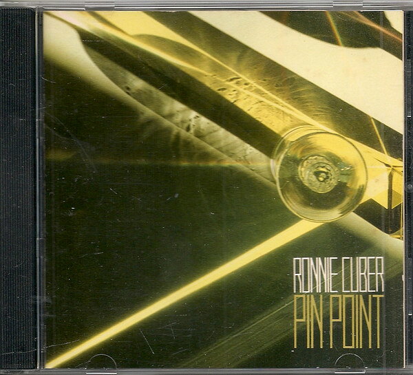 ・アーティスト Ronnie Cuber ・タイトル Pin Point ・レーベル・型番 ELECTRIC BIRD K32Y6073 ・フォーマット CD ・コンディション(盤) 良い (VG+) ・コンディション(ジャケット) ・コンディション(帯) オビなし ・特記事項 サンプル画像です。実際の商品の画像ではありません 商品写真はバーコード/カタログ番号に対応したサンプル画像ですので、お送りする商品の画像ではありません。帯やライナーなどの付属品は、特記事項に記載されている場合のみ含まれます。プロモやカラーレコードなどの仕様についても、該当する場合のみ特記事項に記載しています。 【ご購入前に必ずご確認ください】 ・本店サイト(www.recordcity.jp)とは価格、送料が違います ・本店サイト、その他支店のオーダーとは同梱発送できません ・注文確定後に別の注文を頂いた場合、注文同士の同梱は致しかねます。 ・別倉庫から発送しているため、店頭受け渡しは対応しておりません ・一部商品は他の通販サイトでも販売しているため、ご注文のタイミングによっては商品のご用意ができない場合がございます。 ・土日祝日はお休みです 金曜・祝前日9時以降のご連絡またはご入金は、返答または発送が週明け・祝日明けに順次対応となります。 ・ご購入後のキャンセル不可 ご購入後のキャンセルはいかなる理由においてもお受けできません。ご了承の上、ご購入くださいませ。 ・日本郵便(ゆうパック/ゆうメール)によるお届けになります。 ・中古品であることをご理解ください 当ストアでは中古商品を主に販売しております。中古品であることをご理解の上ご購入ください。また、一部商品はRecordCityオンラインストアで試聴可能です。 ・返品について お客様のご都合による返品は一切承っておりません。 表記の内容と実際の商品に相違がある場合、また針飛び等で返品・返金をご希望される場合は、商品の到着後1週間以内にご連絡ください。商品の返送をこちらで確認後、キャンセル・返金を行います。 コンディションVG以下の商品は返品できません。プレイに影響のない表面のこすれ傷、プレス起因のノイズ盤は返品の対象外です。 【コンディション表記】 ・ほぼ新品(M-)(Like New) 完全な新品。未使用。当店ではほぼ使用しません ・非常に良い(EX)(Excellent) 中古盤として美品な状態。わずかな経年を感じるものの傷みを感じさせない、当店基準で最高の状態 ・良い(VG+)(Very Good Plus) 丁寧に扱われた中古品で、軽い使用感がみられる。 ・可(VG)(Acceptable) 使い込まれた中古品で、「良い」よりもさらに使用感がみられる。 ・悪い(VG-)(Bad) 状態が悪いアイテム。使用の保障はなく、再生不可、針飛び、目立つノイズがあるかもしれない。状態によるクレーム不可。返品不可。 ・非常に悪い(G)(Very Bad) 「悪い」よりさらに状態が悪いアイテム。使用の保障はなく、再生不可、針飛び、目立つノイズがあるかもしれない。状態によるクレーム不可。返品不可。 ・ジャンク(Fair)(Junk/Fair) 割れている、反っている、水ダメージがある、カビ、ジャケットが分離している、ひどい書き込み、ひどい擦れなど最低の状態。使用の保障はなく、再生不可、針飛び、目立つノイズがあるかもしれない。状態によるクレーム不可。返品不可。 ・ジャンク(Poor)(Junk/Poor) 割れている、反っている、水ダメージがある、カビ、ジャケットが分離している、ひどい書き込み、ひどい擦れなど最低の状態。使用の保障はなく、再生不可、針飛び、目立つノイズがあるかもしれない。状態によるクレーム不可。返品不可。