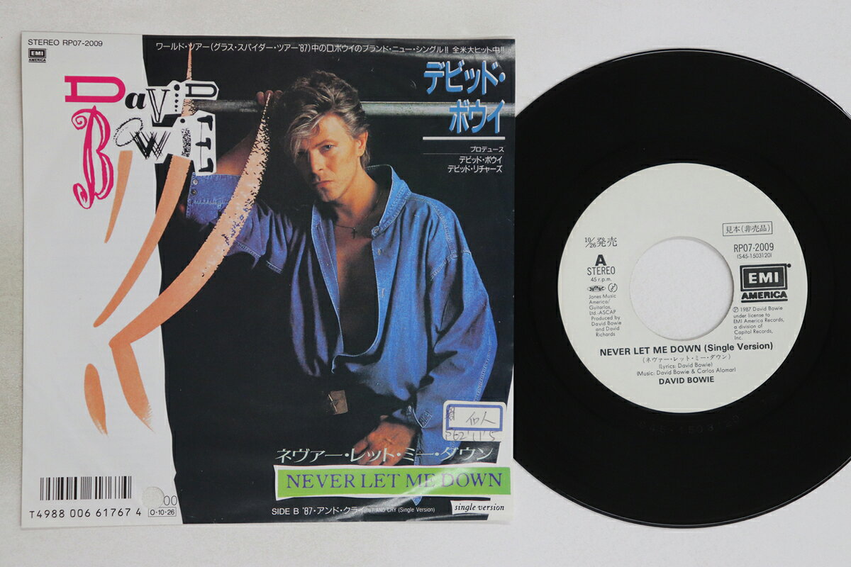 ・アーティスト David Bowie ・タイトル Never Let Me Down (Single Version) / '87 And Cry (Single Version) ・レーベル・型番 EMI AMERICA RP072009PROMO ・フォーマット 7インチレコード ・コンディション(盤) 良い (VG+) ・コンディション(ジャケット) 可 (VG) ・コンディション(帯) オビなし ・特記事項 【プロモ盤】 【プロモ白レーベル】【カバーにシール付着】 実際に発送される商品の画像です 【ご購入前に必ずご確認ください】 ・本店サイト(www.recordcity.jp)とは価格、送料が違います ・本店サイト、その他支店のオーダーとは同梱発送できません ・注文確定後に別の注文を頂いた場合、注文同士の同梱は致しかねます。 ・別倉庫から発送しているため、店頭受け渡しは対応しておりません ・一部商品は他の通販サイトでも販売しているため、ご注文のタイミングによっては商品のご用意ができない場合がございます。 ・土日祝日はお休みです 金曜・祝前日9時以降のご連絡またはご入金は、返答または発送が週明け・祝日明けに順次対応となります。 ・ご購入後のキャンセル不可 ご購入後のキャンセルはいかなる理由においてもお受けできません。ご了承の上、ご購入くださいませ。 ・日本郵便(ゆうパック/ゆうメール)によるお届けになります。 ・中古品であることをご理解ください 当ストアでは中古商品を主に販売しております。中古品であることをご理解の上ご購入ください。また、一部商品はRecordCityオンラインストアで試聴可能です。 ・返品について お客様のご都合による返品は一切承っておりません。 表記の内容と実際の商品に相違がある場合、また針飛び等で返品・返金をご希望される場合は、商品の到着後1週間以内にご連絡ください。商品の返送をこちらで確認後、キャンセル・返金を行います。 コンディションVG以下の商品は返品できません。プレイに影響のない表面のこすれ傷、プレス起因のノイズ盤は返品の対象外です。 【コンディション表記】 ・ほぼ新品(M-)(Like New) 完全な新品。未使用。当店ではほぼ使用しません ・非常に良い(EX)(Excellent) 中古盤として美品な状態。わずかな経年を感じるものの傷みを感じさせない、当店基準で最高の状態 ・良い(VG+)(Very Good Plus) 丁寧に扱われた中古品で、軽い使用感がみられる。 ・可(VG)(Acceptable) 使い込まれた中古品で、「良い」よりもさらに使用感がみられる。 ・悪い(VG-)(Bad) 状態が悪いアイテム。使用の保障はなく、再生不可、針飛び、目立つノイズがあるかもしれない。状態によるクレーム不可。返品不可。 ・非常に悪い(G)(Very Bad) 「悪い」よりさらに状態が悪いアイテム。使用の保障はなく、再生不可、針飛び、目立つノイズがあるかもしれない。状態によるクレーム不可。返品不可。 ・ジャンク(Fair)(Junk/Fair) 割れている、反っている、水ダメージがある、カビ、ジャケットが分離している、ひどい書き込み、ひどい擦れなど最低の状態。使用の保障はなく、再生不可、針飛び、目立つノイズがあるかもしれない。状態によるクレーム不可。返品不可。 ・ジャンク(Poor)(Junk/Poor) 割れている、反っている、水ダメージがある、カビ、ジャケットが分離している、ひどい書き込み、ひどい擦れなど最低の状態。使用の保障はなく、再生不可、針飛び、目立つノイズがあるかもしれない。状態によるクレーム不可。返品不可。