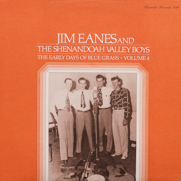 ・アーティスト Jim Eanes & The Shenandoah Valley Boys ・タイトル The Early Days Of Blue Grass - Volume 4 ・レーベル・型番 Rounder Records 1016 ・フォーマット LPレコード ・コンディション(盤) 良い (VG+) ・コンディション(ジャケット) 良い (VG+) ・コンディション(帯) オビなし ・特記事項 サンプル画像です。実際の商品の画像ではありません 商品写真はバーコード/カタログ番号に対応したサンプル画像ですので、お送りする商品の画像ではありません。帯やライナーなどの付属品は、特記事項に記載されている場合のみ含まれます。プロモやカラーレコードなどの仕様についても、該当する場合のみ特記事項に記載しています。 【ご購入前に必ずご確認ください】 ・本店サイト(www.recordcity.jp)とは価格、送料が違います ・本店サイト、その他支店のオーダーとは同梱発送できません ・注文確定後に別の注文を頂いた場合、注文同士の同梱は致しかねます。 ・別倉庫から発送しているため、店頭受け渡しは対応しておりません ・一部商品は他の通販サイトでも販売しているため、ご注文のタイミングによっては商品のご用意ができない場合がございます。 ・土日祝日はお休みです 金曜・祝前日9時以降のご連絡またはご入金は、返答または発送が週明け・祝日明けに順次対応となります。 ・ご購入後のキャンセル不可 ご購入後のキャンセルはいかなる理由においてもお受けできません。ご了承の上、ご購入くださいませ。 ・日本郵便(ゆうパック/ゆうメール)によるお届けになります。 ・中古品であることをご理解ください 当ストアでは中古商品を主に販売しております。中古品であることをご理解の上ご購入ください。また、一部商品はRecordCityオンラインストアで試聴可能です。 ・返品について お客様のご都合による返品は一切承っておりません。 表記の内容と実際の商品に相違がある場合、また針飛び等で返品・返金をご希望される場合は、商品の到着後1週間以内にご連絡ください。商品の返送をこちらで確認後、キャンセル・返金を行います。 コンディションVG以下の商品は返品できません。プレイに影響のない表面のこすれ傷、プレス起因のノイズ盤は返品の対象外です。 【コンディション表記】 ・ほぼ新品(M-)(Like New) 完全な新品。未使用。当店ではほぼ使用しません ・非常に良い(EX)(Excellent) 中古盤として美品な状態。わずかな経年を感じるものの傷みを感じさせない、当店基準で最高の状態 ・良い(VG+)(Very Good Plus) 丁寧に扱われた中古品で、軽い使用感がみられる。 ・可(VG)(Acceptable) 使い込まれた中古品で、「良い」よりもさらに使用感がみられる。 ・悪い(VG-)(Bad) 状態が悪いアイテム。使用の保障はなく、再生不可、針飛び、目立つノイズがあるかもしれない。状態によるクレーム不可。返品不可。 ・非常に悪い(G)(Very Bad) 「悪い」よりさらに状態が悪いアイテム。使用の保障はなく、再生不可、針飛び、目立つノイズがあるかもしれない。状態によるクレーム不可。返品不可。 ・ジャンク(Fair)(Junk/Fair) 割れている、反っている、水ダメージがある、カビ、ジャケットが分離している、ひどい書き込み、ひどい擦れなど最低の状態。使用の保障はなく、再生不可、針飛び、目立つノイズがあるかもしれない。状態によるクレーム不可。返品不可。 ・ジャンク(Poor)(Junk/Poor) 割れている、反っている、水ダメージがある、カビ、ジャケットが分離している、ひどい書き込み、ひどい擦れなど最低の状態。使用の保障はなく、再生不可、針飛び、目立つノイズがあるかもしれない。状態によるクレーム不可。返品不可。