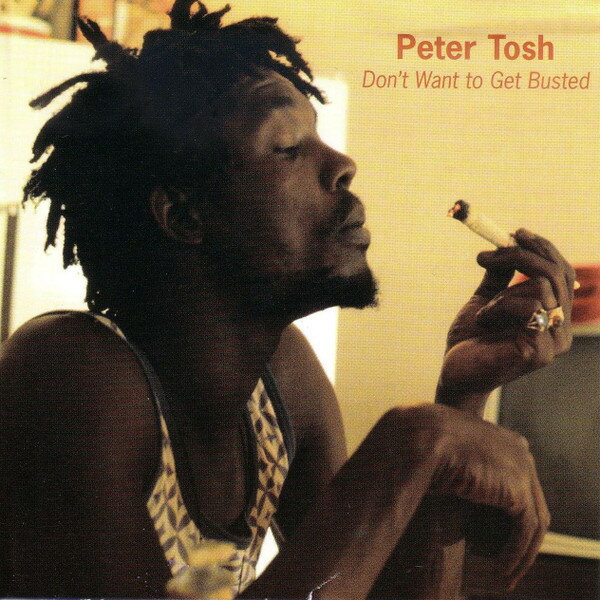 ・アーティスト Peter Tosh ・タイトル Don't Want To Get Busted ・レーベル・型番 Fiftyfive Records FF13832 ・フォーマット CD ・コンディション(盤) 良い (VG+) ・コンディション(ジャケット) ・コンディション(帯) オビなし ・特記事項 【ケース擦れ】【ケースキズ】 サンプル画像です。実際の商品の画像ではありません 商品写真はバーコード/カタログ番号に対応したサンプル画像ですので、お送りする商品の画像ではありません。帯やライナーなどの付属品は、特記事項に記載されている場合のみ含まれます。プロモやカラーレコードなどの仕様についても、該当する場合のみ特記事項に記載しています。 【ご購入前に必ずご確認ください】 ・本店サイト(www.recordcity.jp)とは価格、送料が違います ・本店サイト、その他支店のオーダーとは同梱発送できません ・注文確定後に別の注文を頂いた場合、注文同士の同梱は致しかねます。 ・別倉庫から発送しているため、店頭受け渡しは対応しておりません ・一部商品は他の通販サイトでも販売しているため、ご注文のタイミングによっては商品のご用意ができない場合がございます。 ・土日祝日はお休みです 金曜・祝前日9時以降のご連絡またはご入金は、返答または発送が週明け・祝日明けに順次対応となります。 ・ご購入後のキャンセル不可 ご購入後のキャンセルはいかなる理由においてもお受けできません。ご了承の上、ご購入くださいませ。 ・日本郵便(ゆうパック/ゆうメール)によるお届けになります。 ・中古品であることをご理解ください 当ストアでは中古商品を主に販売しております。中古品であることをご理解の上ご購入ください。また、一部商品はRecordCityオンラインストアで試聴可能です。 ・返品について お客様のご都合による返品は一切承っておりません。 表記の内容と実際の商品に相違がある場合、また針飛び等で返品・返金をご希望される場合は、商品の到着後1週間以内にご連絡ください。商品の返送をこちらで確認後、キャンセル・返金を行います。 コンディションVG以下の商品は返品できません。プレイに影響のない表面のこすれ傷、プレス起因のノイズ盤は返品の対象外です。 【コンディション表記】 ・ほぼ新品(M-)(Like New) 完全な新品。未使用。当店ではほぼ使用しません ・非常に良い(EX)(Excellent) 中古盤として美品な状態。わずかな経年を感じるものの傷みを感じさせない、当店基準で最高の状態 ・良い(VG+)(Very Good Plus) 丁寧に扱われた中古品で、軽い使用感がみられる。 ・可(VG)(Acceptable) 使い込まれた中古品で、「良い」よりもさらに使用感がみられる。 ・悪い(VG-)(Bad) 状態が悪いアイテム。使用の保障はなく、再生不可、針飛び、目立つノイズがあるかもしれない。状態によるクレーム不可。返品不可。 ・非常に悪い(G)(Very Bad) 「悪い」よりさらに状態が悪いアイテム。使用の保障はなく、再生不可、針飛び、目立つノイズがあるかもしれない。状態によるクレーム不可。返品不可。 ・ジャンク(Fair)(Junk/Fair) 割れている、反っている、水ダメージがある、カビ、ジャケットが分離している、ひどい書き込み、ひどい擦れなど最低の状態。使用の保障はなく、再生不可、針飛び、目立つノイズがあるかもしれない。状態によるクレーム不可。返品不可。 ・ジャンク(Poor)(Junk/Poor) 割れている、反っている、水ダメージがある、カビ、ジャケットが分離している、ひどい書き込み、ひどい擦れなど最低の状態。使用の保障はなく、再生不可、針飛び、目立つノイズがあるかもしれない。状態によるクレーム不可。返品不可。