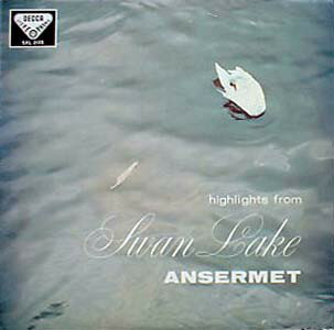 ・アーティスト Pyotr Ilyich Tchaikovsky - Ernest Ansermet, L'Orchestre De La Suisse Romande ・タイトル Highlights From Swan Lake Opus. 20 ・レーベル・型番 Decca, London Records SXL2153,SLC1143 ・フォーマット LPレコード ・コンディション(盤) 良い (VG+) ・コンディション(ジャケット) 良い (VG+) ・コンディション(帯) オビなし ・特記事項 サンプル画像です。実際の商品の画像ではありません 商品写真はバーコード/カタログ番号に対応したサンプル画像ですので、お送りする商品の画像ではありません。帯やライナーなどの付属品は、特記事項に記載されている場合のみ含まれます。プロモやカラーレコードなどの仕様についても、該当する場合のみ特記事項に記載しています。 【ご購入前に必ずご確認ください】 ・本店サイト(www.recordcity.jp)とは価格、送料が違います ・本店サイト、その他支店のオーダーとは同梱発送できません ・注文確定後に別の注文を頂いた場合、注文同士の同梱は致しかねます。 ・別倉庫から発送しているため、店頭受け渡しは対応しておりません ・一部商品は他の通販サイトでも販売しているため、ご注文のタイミングによっては商品のご用意ができない場合がございます。 ・土日祝日はお休みです 金曜・祝前日9時以降のご連絡またはご入金は、返答または発送が週明け・祝日明けに順次対応となります。 ・ご購入後のキャンセル不可 ご購入後のキャンセルはいかなる理由においてもお受けできません。ご了承の上、ご購入くださいませ。 ・日本郵便(ゆうパック/ゆうメール)によるお届けになります。 ・中古品であることをご理解ください 当ストアでは中古商品を主に販売しております。中古品であることをご理解の上ご購入ください。また、一部商品はRecordCityオンラインストアで試聴可能です。 ・返品について お客様のご都合による返品は一切承っておりません。 表記の内容と実際の商品に相違がある場合、また針飛び等で返品・返金をご希望される場合は、商品の到着後1週間以内にご連絡ください。商品の返送をこちらで確認後、キャンセル・返金を行います。 コンディションVG以下の商品は返品できません。プレイに影響のない表面のこすれ傷、プレス起因のノイズ盤は返品の対象外です。 【コンディション表記】 ・ほぼ新品(M-)(Like New) 完全な新品。未使用。当店ではほぼ使用しません ・非常に良い(EX)(Excellent) 中古盤として美品な状態。わずかな経年を感じるものの傷みを感じさせない、当店基準で最高の状態 ・良い(VG+)(Very Good Plus) 丁寧に扱われた中古品で、軽い使用感がみられる。 ・可(VG)(Acceptable) 使い込まれた中古品で、「良い」よりもさらに使用感がみられる。 ・悪い(VG-)(Bad) 状態が悪いアイテム。使用の保障はなく、再生不可、針飛び、目立つノイズがあるかもしれない。状態によるクレーム不可。返品不可。 ・非常に悪い(G)(Very Bad) 「悪い」よりさらに状態が悪いアイテム。使用の保障はなく、再生不可、針飛び、目立つノイズがあるかもしれない。状態によるクレーム不可。返品不可。 ・ジャンク(Fair)(Junk/Fair) 割れている、反っている、水ダメージがある、カビ、ジャケットが分離している、ひどい書き込み、ひどい擦れなど最低の状態。使用の保障はなく、再生不可、針飛び、目立つノイズがあるかもしれない。状態によるクレーム不可。返品不可。 ・ジャンク(Poor)(Junk/Poor) 割れている、反っている、水ダメージがある、カビ、ジャケットが分離している、ひどい書き込み、ひどい擦れなど最低の状態。使用の保障はなく、再生不可、針飛び、目立つノイズがあるかもしれない。状態によるクレーム不可。返品不可。
