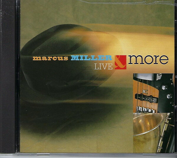 ・アーティスト マーカスミラー ・タイトル Live And More ・レーベル・型番 P.R.A. Records 602032 ・フォーマット CD ・コンディション(盤) 可 (VG) ・コンディション(ジャケット) ・コンディション(帯) オビなし ・特記事項 【ケース擦れ】 サンプル画像です。実際の商品の画像ではありません 商品写真はバーコード/カタログ番号に対応したサンプル画像ですので、お送りする商品の画像ではありません。帯やライナーなどの付属品は、特記事項に記載されている場合のみ含まれます。プロモやカラーレコードなどの仕様についても、該当する場合のみ特記事項に記載しています。 【ご購入前に必ずご確認ください】 ・本店サイト(www.recordcity.jp)とは価格、送料が違います ・本店サイト、その他支店のオーダーとは同梱発送できません ・注文確定後に別の注文を頂いた場合、注文同士の同梱は致しかねます。 ・別倉庫から発送しているため、店頭受け渡しは対応しておりません ・一部商品は他の通販サイトでも販売しているため、ご注文のタイミングによっては商品のご用意ができない場合がございます。 ・土日祝日はお休みです 金曜・祝前日9時以降のご連絡またはご入金は、返答または発送が週明け・祝日明けに順次対応となります。 ・ご購入後のキャンセル不可 ご購入後のキャンセルはいかなる理由においてもお受けできません。ご了承の上、ご購入くださいませ。 ・日本郵便(ゆうパック/ゆうメール)によるお届けになります。 ・中古品であることをご理解ください 当ストアでは中古商品を主に販売しております。中古品であることをご理解の上ご購入ください。また、一部商品はRecordCityオンラインストアで試聴可能です。 ・返品について お客様のご都合による返品は一切承っておりません。 表記の内容と実際の商品に相違がある場合、また針飛び等で返品・返金をご希望される場合は、商品の到着後1週間以内にご連絡ください。商品の返送をこちらで確認後、キャンセル・返金を行います。 コンディションVG以下の商品は返品できません。プレイに影響のない表面のこすれ傷、プレス起因のノイズ盤は返品の対象外です。 【コンディション表記】 ・ほぼ新品(M-)(Like New) 完全な新品。未使用。当店ではほぼ使用しません ・非常に良い(EX)(Excellent) 中古盤として美品な状態。わずかな経年を感じるものの傷みを感じさせない、当店基準で最高の状態 ・良い(VG+)(Very Good Plus) 丁寧に扱われた中古品で、軽い使用感がみられる。 ・可(VG)(Acceptable) 使い込まれた中古品で、「良い」よりもさらに使用感がみられる。 ・悪い(VG-)(Bad) 状態が悪いアイテム。使用の保障はなく、再生不可、針飛び、目立つノイズがあるかもしれない。状態によるクレーム不可。返品不可。 ・非常に悪い(G)(Very Bad) 「悪い」よりさらに状態が悪いアイテム。使用の保障はなく、再生不可、針飛び、目立つノイズがあるかもしれない。状態によるクレーム不可。返品不可。 ・ジャンク(Fair)(Junk/Fair) 割れている、反っている、水ダメージがある、カビ、ジャケットが分離している、ひどい書き込み、ひどい擦れなど最低の状態。使用の保障はなく、再生不可、針飛び、目立つノイズがあるかもしれない。状態によるクレーム不可。返品不可。 ・ジャンク(Poor)(Junk/Poor) 割れている、反っている、水ダメージがある、カビ、ジャケットが分離している、ひどい書き込み、ひどい擦れなど最低の状態。使用の保障はなく、再生不可、針飛び、目立つノイズがあるかもしれない。状態によるクレーム不可。返品不可。