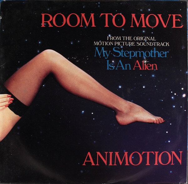 ・アーティスト Animotion ・タイトル Room To Move / Send It Over ・レーベル・型番 POLYDOR 8714187 ・フォーマット 7インチレコード ・コンディション(盤) 非常に良い(EX) ・コンディション(ジャケット) 良い (VG+) ・コンディション(帯) オビなし ・特記事項 【カバー折れ/しわ】 サンプル画像です。実際の商品の画像ではありません 商品写真はバーコード/カタログ番号に対応したサンプル画像ですので、お送りする商品の画像ではありません。帯やライナーなどの付属品は、特記事項に記載されている場合のみ含まれます。プロモやカラーレコードなどの仕様についても、該当する場合のみ特記事項に記載しています。 【ご購入前に必ずご確認ください】 ・本店サイト(www.recordcity.jp)とは価格、送料が違います ・本店サイト、その他支店のオーダーとは同梱発送できません ・注文確定後に別の注文を頂いた場合、注文同士の同梱は致しかねます。 ・別倉庫から発送しているため、店頭受け渡しは対応しておりません ・一部商品は他の通販サイトでも販売しているため、ご注文のタイミングによっては商品のご用意ができない場合がございます。 ・土日祝日はお休みです 金曜・祝前日9時以降のご連絡またはご入金は、返答または発送が週明け・祝日明けに順次対応となります。 ・ご購入後のキャンセル不可 ご購入後のキャンセルはいかなる理由においてもお受けできません。ご了承の上、ご購入くださいませ。 ・日本郵便(ゆうパック/ゆうメール)によるお届けになります。 ・中古品であることをご理解ください 当ストアでは中古商品を主に販売しております。中古品であることをご理解の上ご購入ください。また、一部商品はRecordCityオンラインストアで試聴可能です。 ・返品について お客様のご都合による返品は一切承っておりません。 表記の内容と実際の商品に相違がある場合、また針飛び等で返品・返金をご希望される場合は、商品の到着後1週間以内にご連絡ください。商品の返送をこちらで確認後、キャンセル・返金を行います。 コンディションVG以下の商品は返品できません。プレイに影響のない表面のこすれ傷、プレス起因のノイズ盤は返品の対象外です。 【コンディション表記】 ・ほぼ新品(M-)(Like New) 完全な新品。未使用。当店ではほぼ使用しません ・非常に良い(EX)(Excellent) 中古盤として美品な状態。わずかな経年を感じるものの傷みを感じさせない、当店基準で最高の状態 ・良い(VG+)(Very Good Plus) 丁寧に扱われた中古品で、軽い使用感がみられる。 ・可(VG)(Acceptable) 使い込まれた中古品で、「良い」よりもさらに使用感がみられる。 ・悪い(VG-)(Bad) 状態が悪いアイテム。使用の保障はなく、再生不可、針飛び、目立つノイズがあるかもしれない。状態によるクレーム不可。返品不可。 ・非常に悪い(G)(Very Bad) 「悪い」よりさらに状態が悪いアイテム。使用の保障はなく、再生不可、針飛び、目立つノイズがあるかもしれない。状態によるクレーム不可。返品不可。 ・ジャンク(Fair)(Junk/Fair) 割れている、反っている、水ダメージがある、カビ、ジャケットが分離している、ひどい書き込み、ひどい擦れなど最低の状態。使用の保障はなく、再生不可、針飛び、目立つノイズがあるかもしれない。状態によるクレーム不可。返品不可。 ・ジャンク(Poor)(Junk/Poor) 割れている、反っている、水ダメージがある、カビ、ジャケットが分離している、ひどい書き込み、ひどい擦れなど最低の状態。使用の保障はなく、再生不可、針飛び、目立つノイズがあるかもしれない。状態によるクレーム不可。返品不可。
